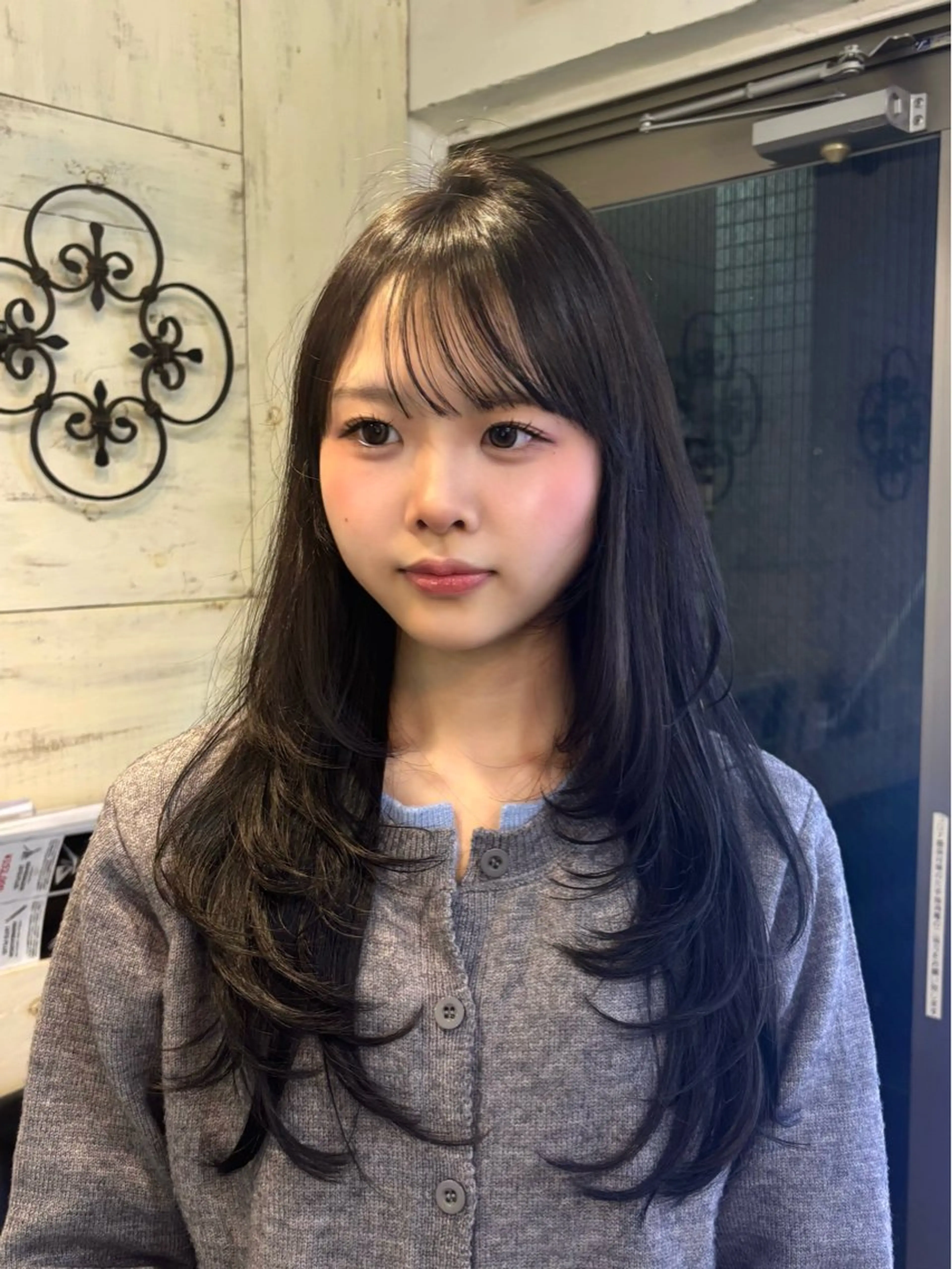 ロング カラー 黒髪 レイヤーカット ロング カット ヘアカラー トリートメント レイヤー/顔周り/ 韓国ヘア🤍フウカのヘアスタイル