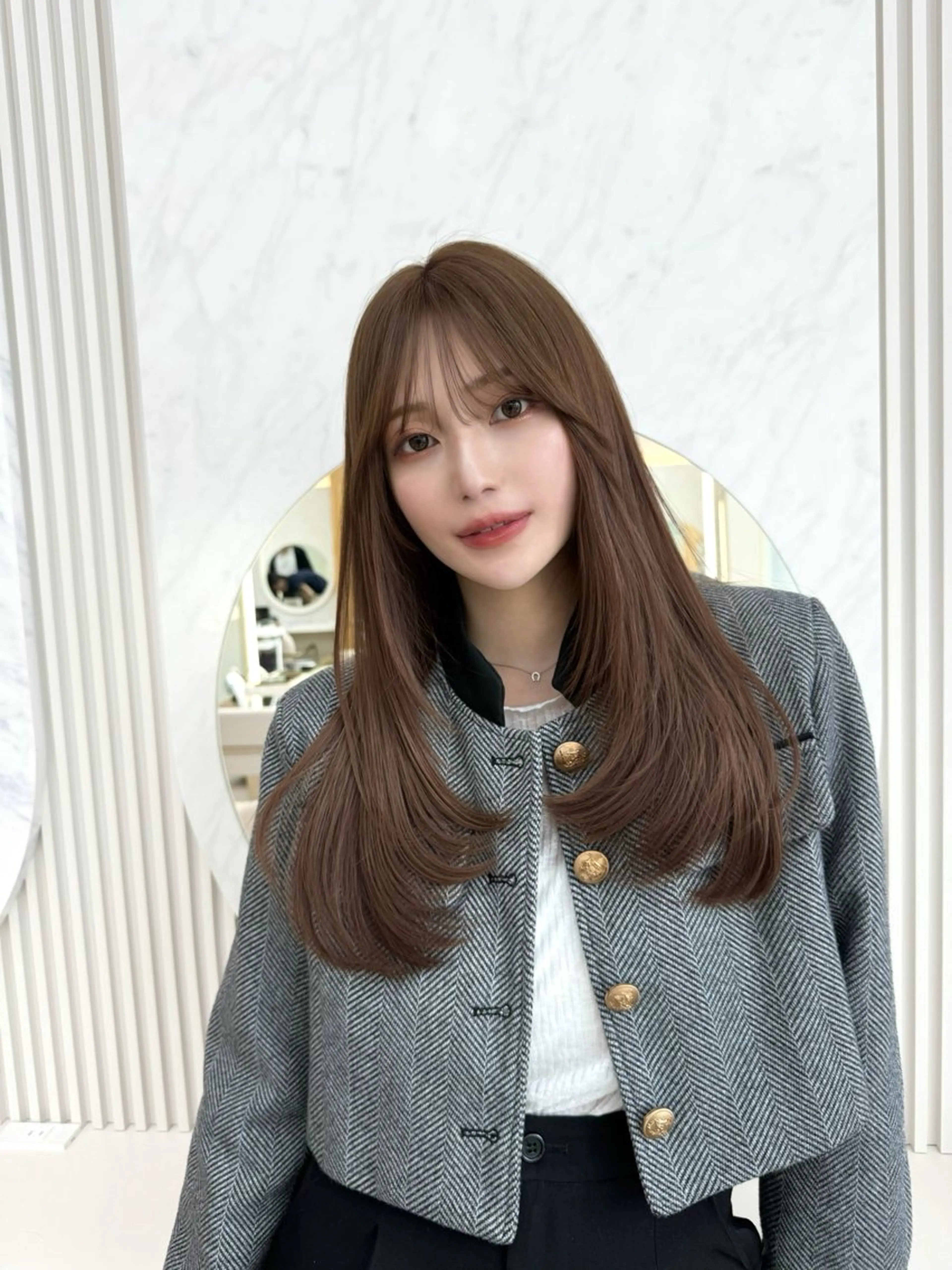 セミロング カット ヘアカラー トリートメント レイヤーカット/ 顔まわり/アオイのヘアスタイル