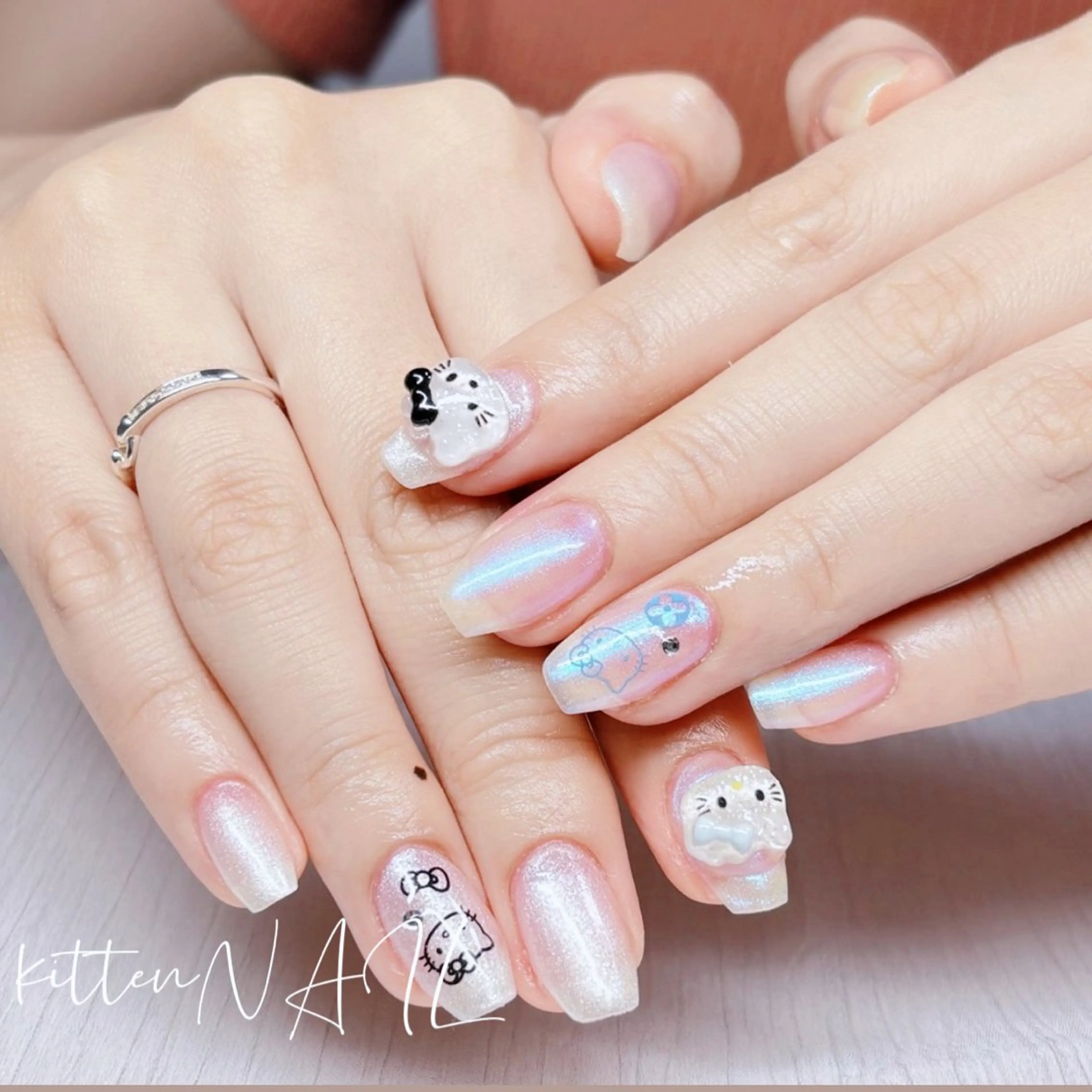 ネイル ハンドネイル コネコ ネイルサロンのネイルデザイン