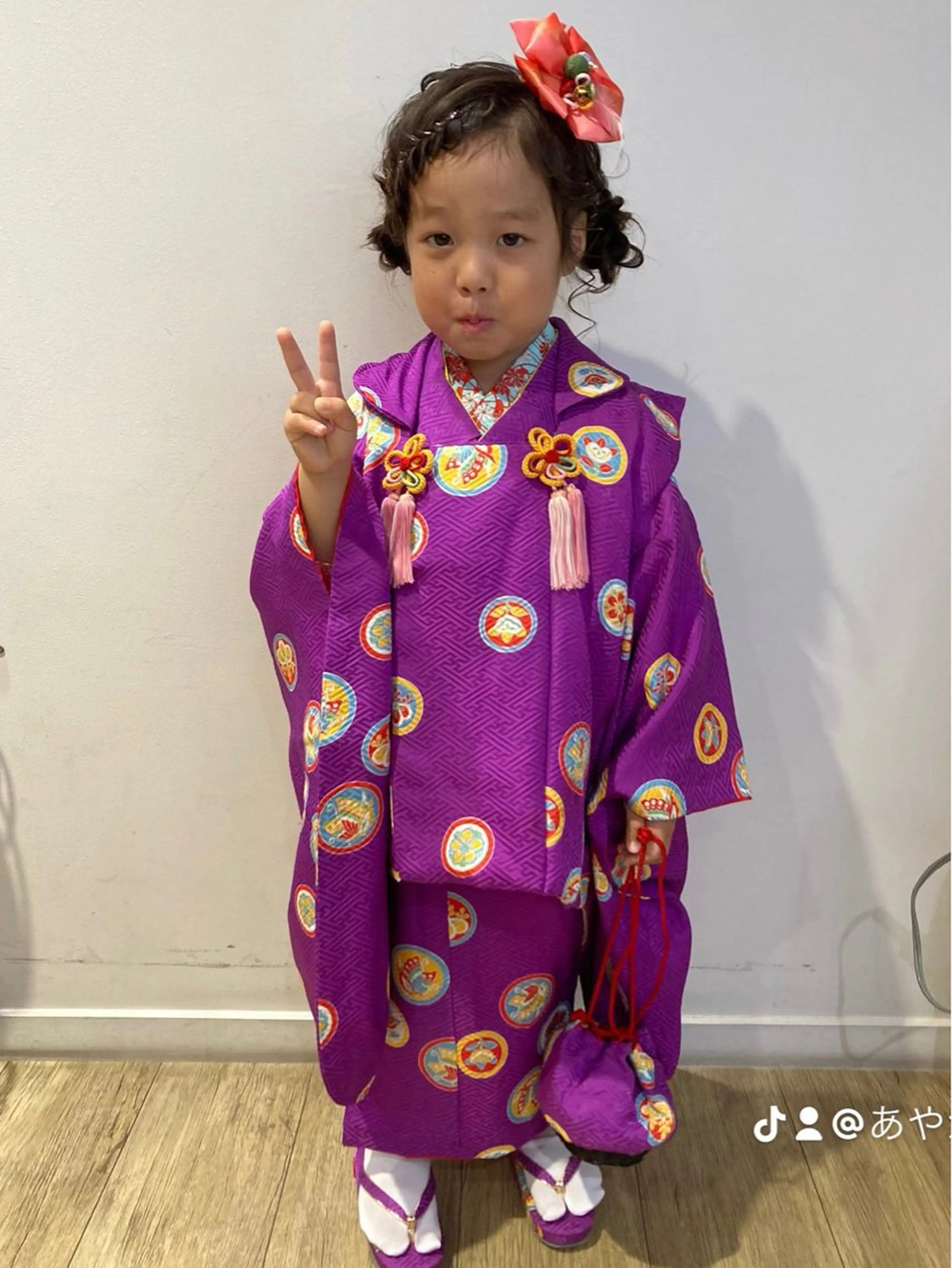 ヘアアレンジ キッズ ハウス山下あやか 成人式カットカラーのヘアスタイル