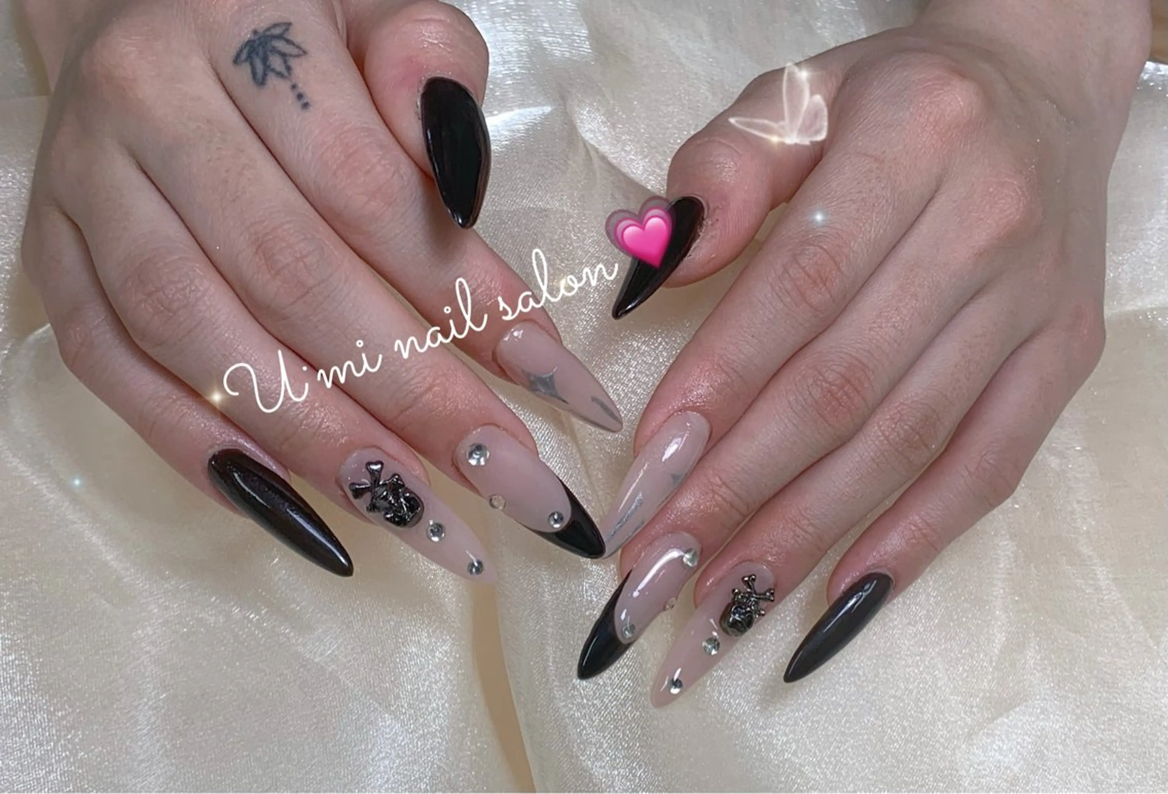 ネイル ハンドネイル U·Mi nail salon所属・U·Mi 上野御徒町容のネイルデザイン