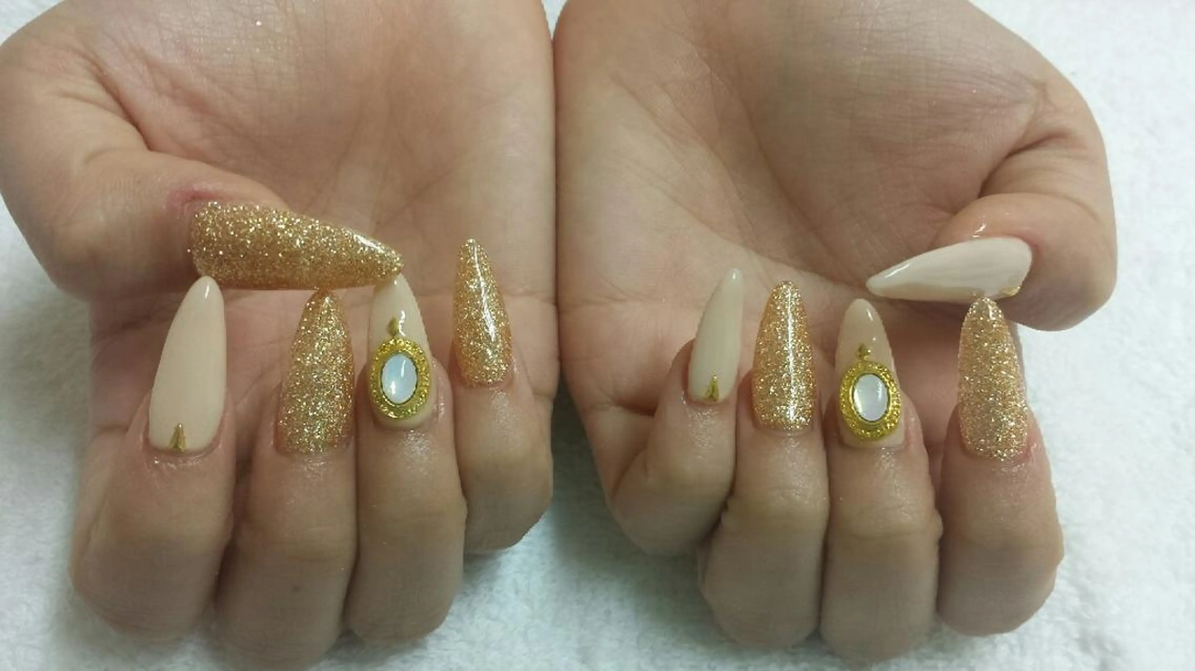 ネイル 河野ちえ (雑誌掲載サロン)のネイルデザイン