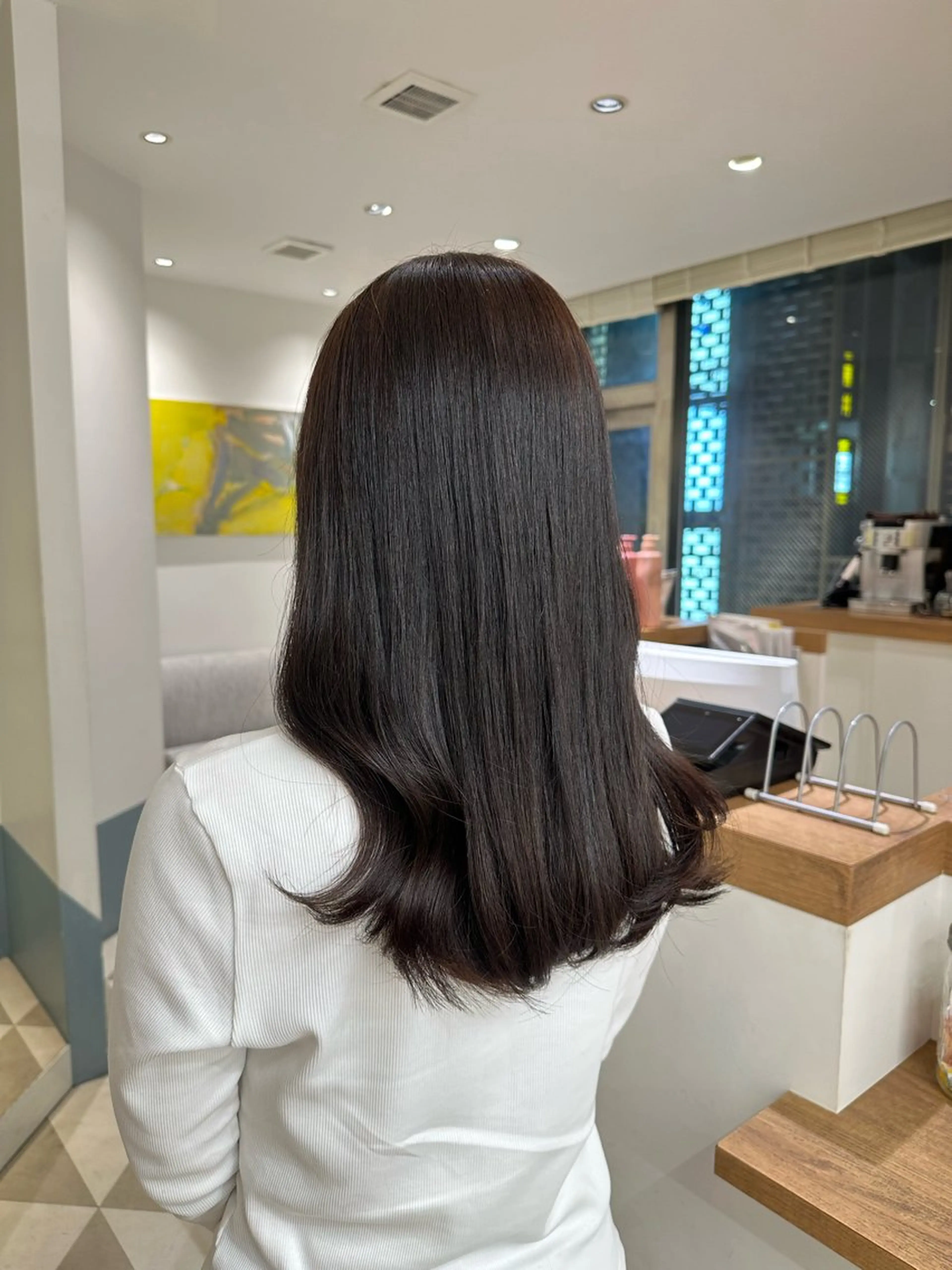 ロング カラー カット ヘアカラー トリートメント 安丸 結夏のヘアスタイル