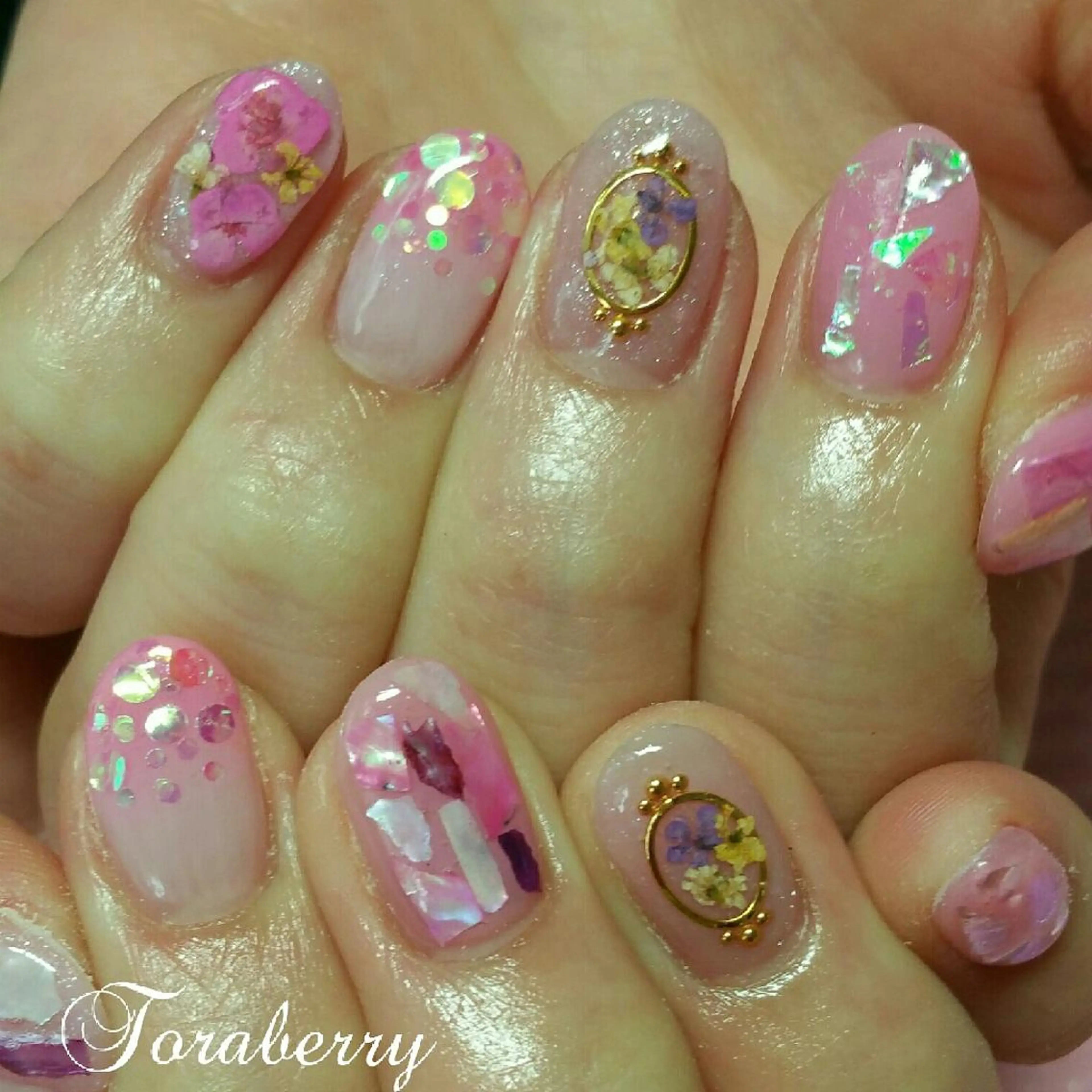 ネイル 持ち込み ネイリスト なつみのネイルデザイン