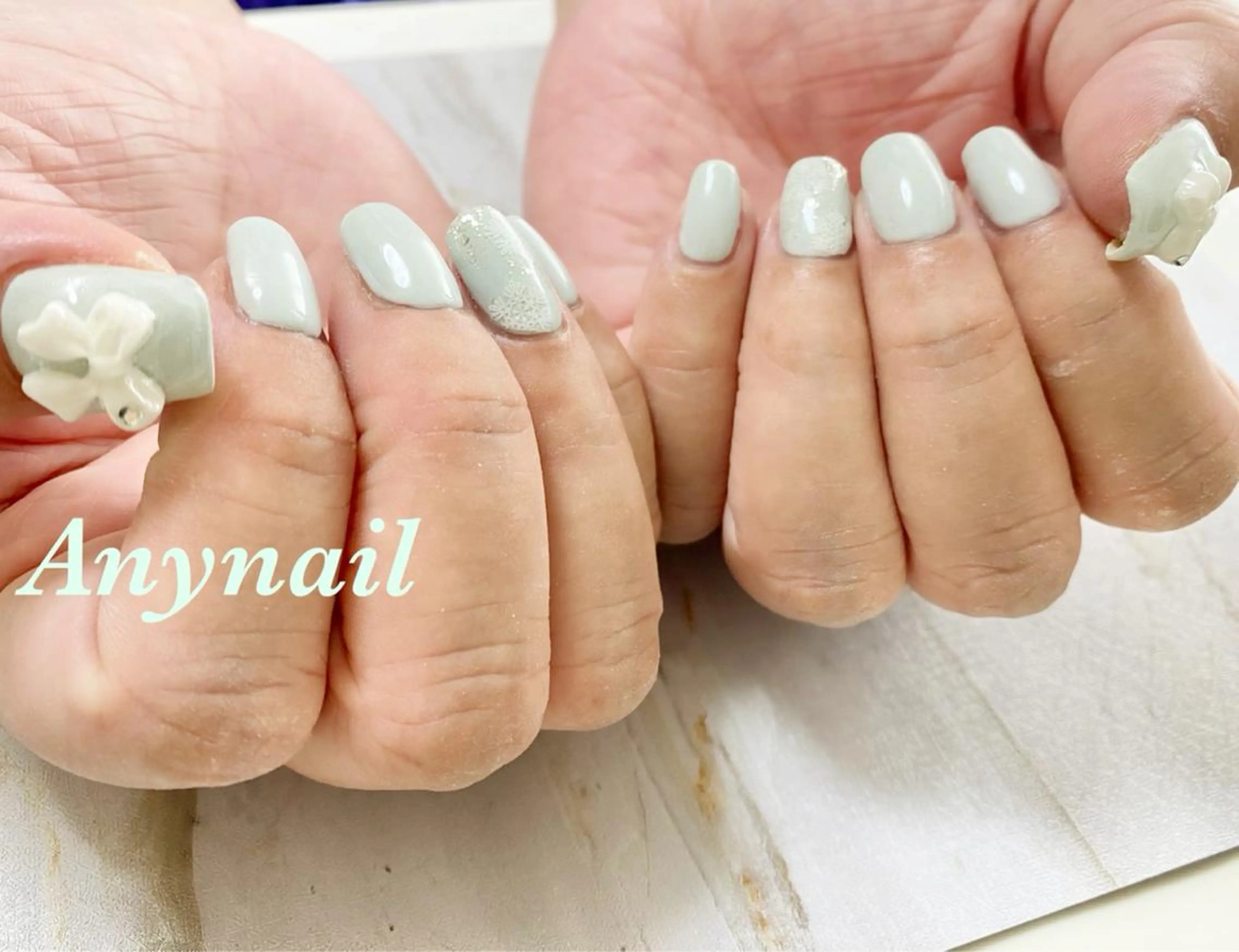 ネイル ブルー オフィスネイル ワンカラーネイル リボン 冬ネイル 岩澤 恵子のネイルデザイン