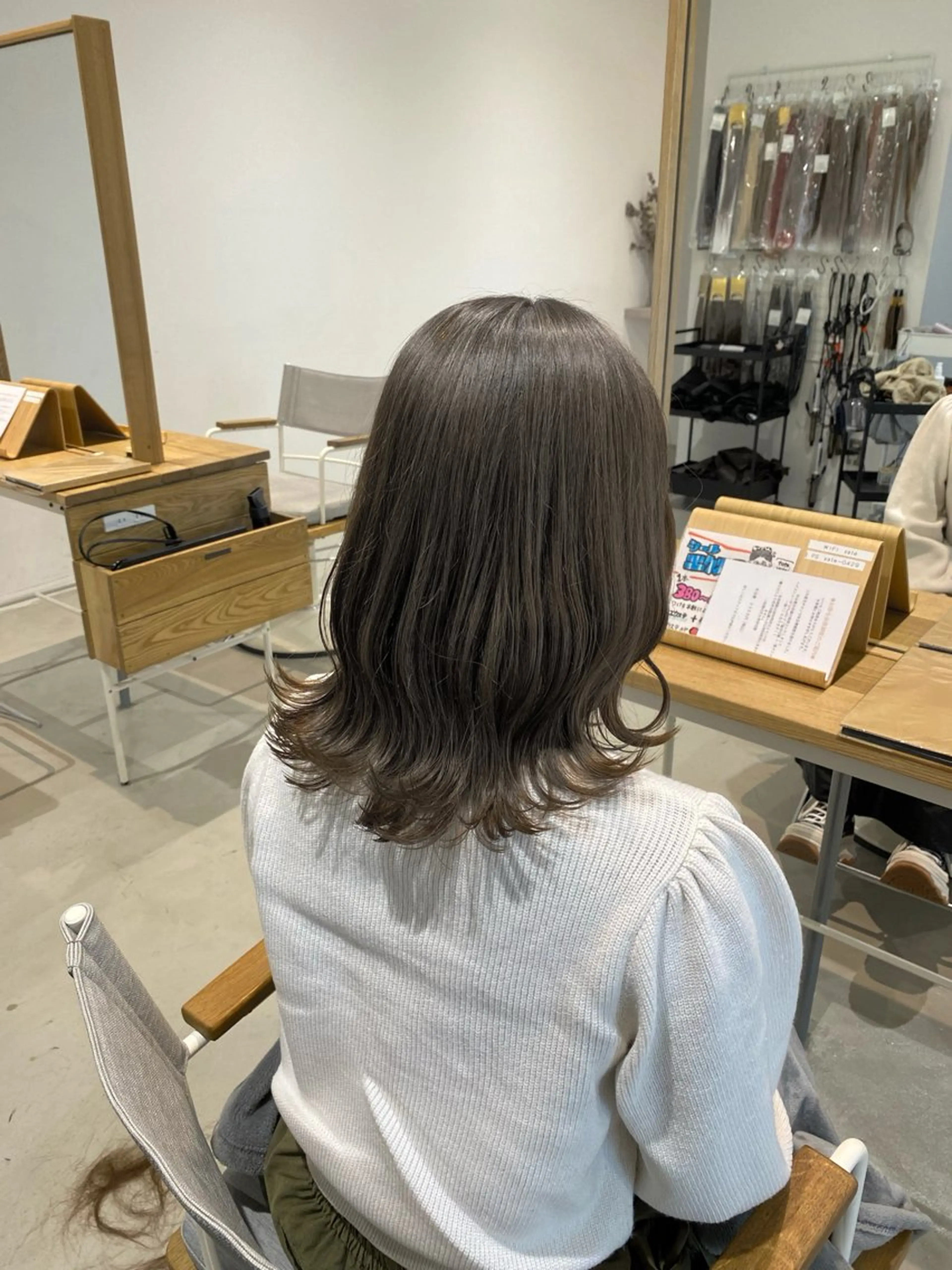 ミディアム カラー yate'/ Wカラー/小出捷也のヘアスタイル