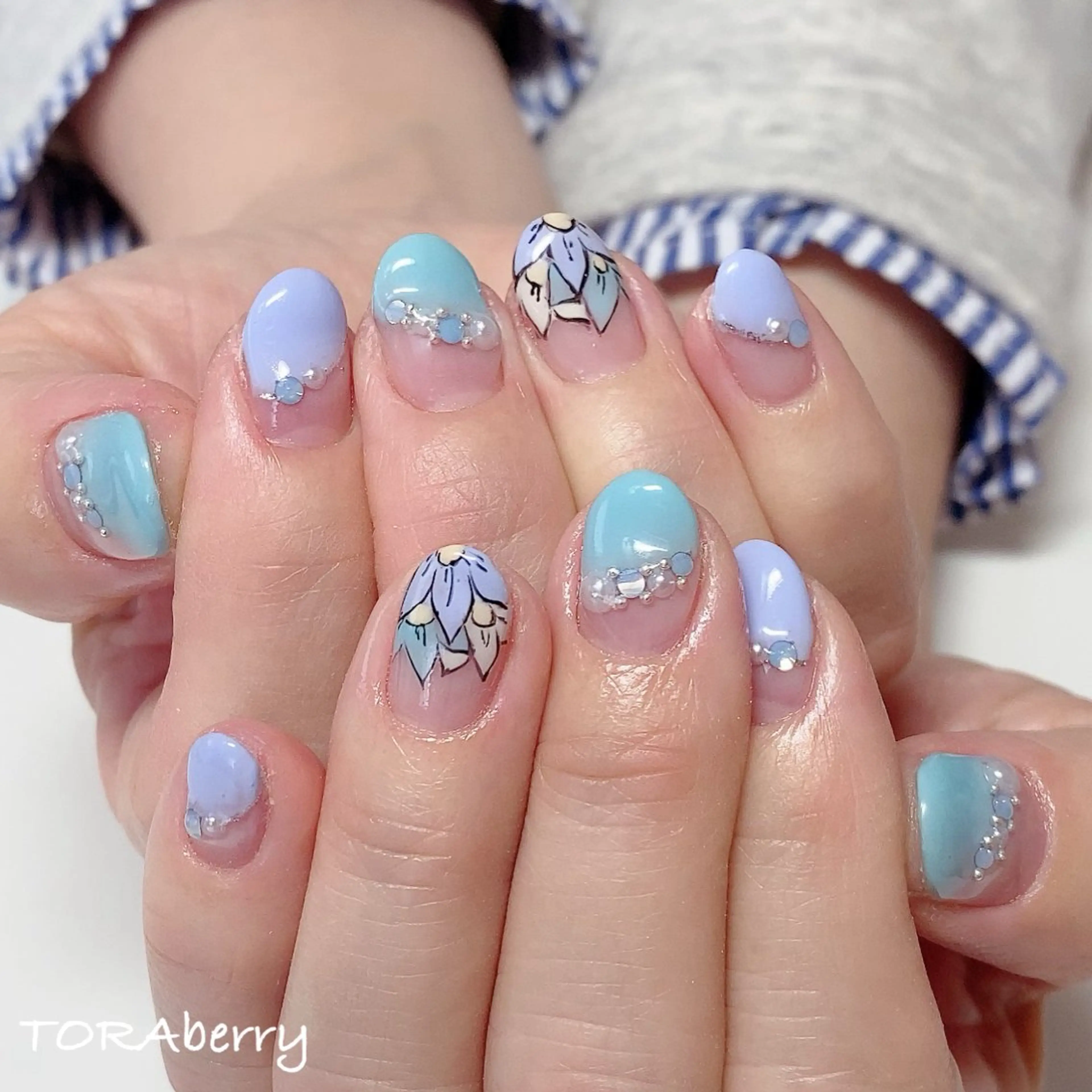 ネイル ハンドネイル ネイリスト なつみのネイルデザイン