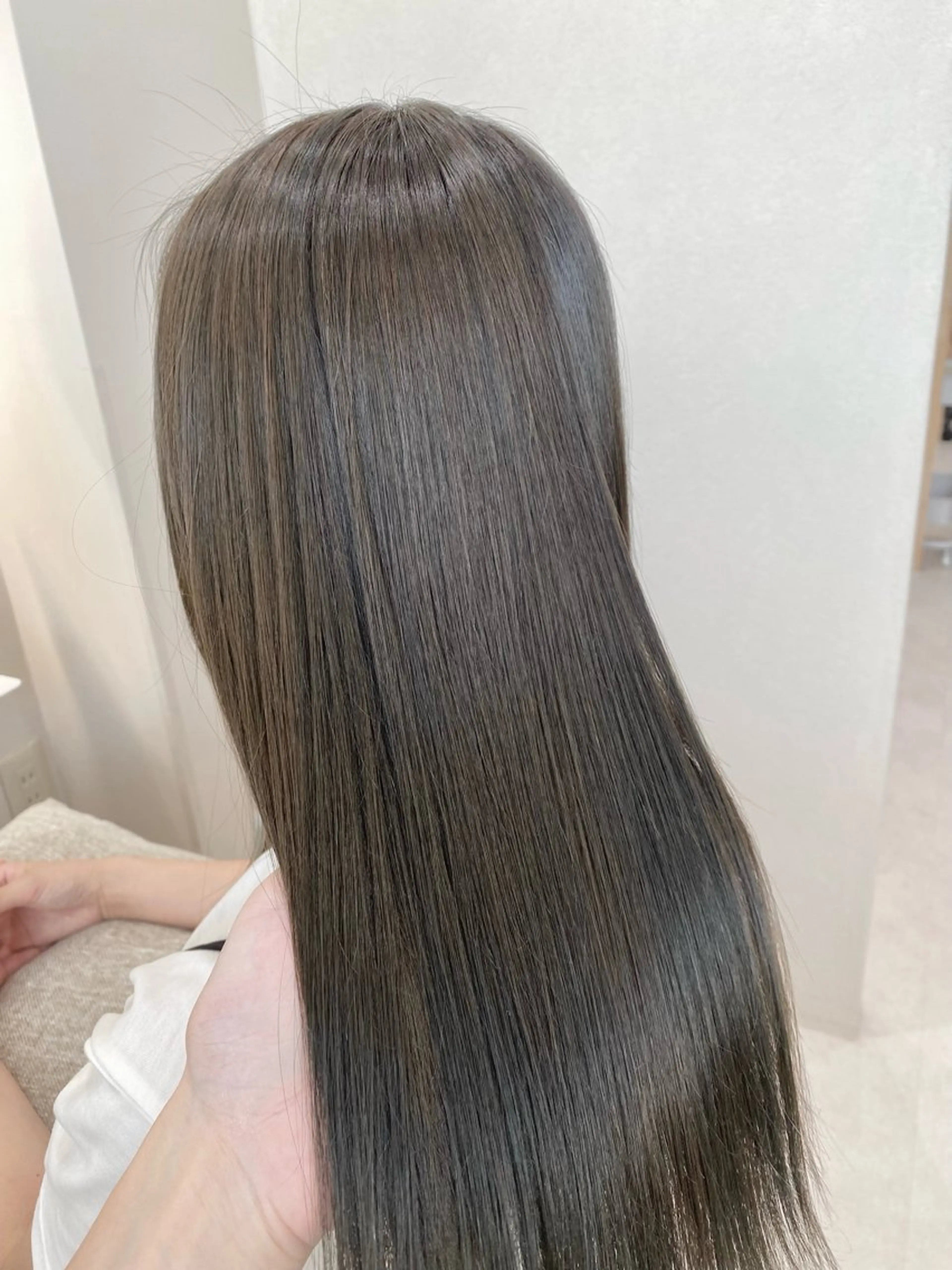 セミロング 髪質改善 カット ヘアカラー トリートメント 🥇ブリーチ無し 透明感🥇佐藤のヘアスタイル