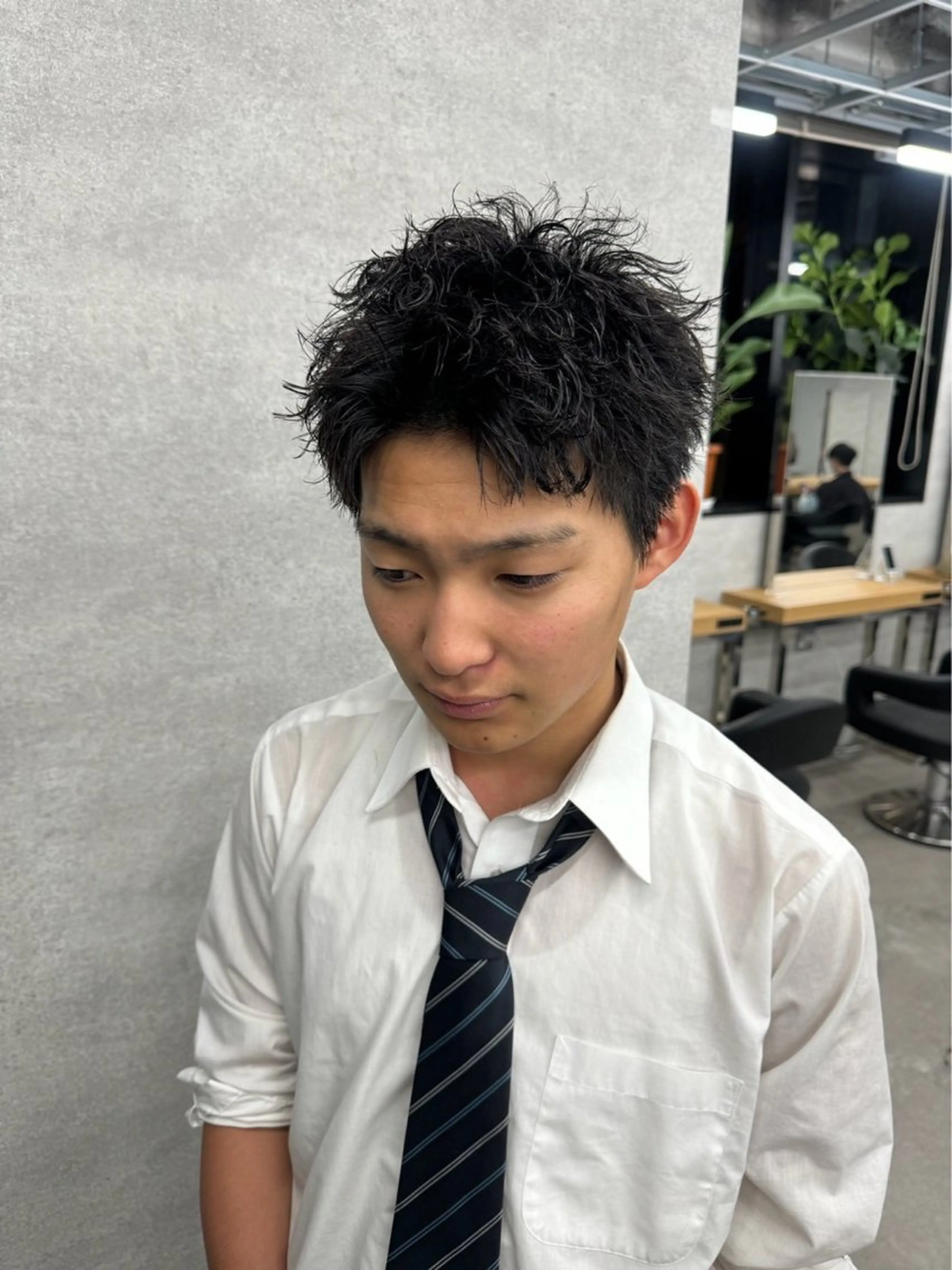 ショート メンズ スパイキーショート ショートヘア カット 垢抜けハイトーン☀／ 笑顔の美容師／しゅんのヘアスタイル