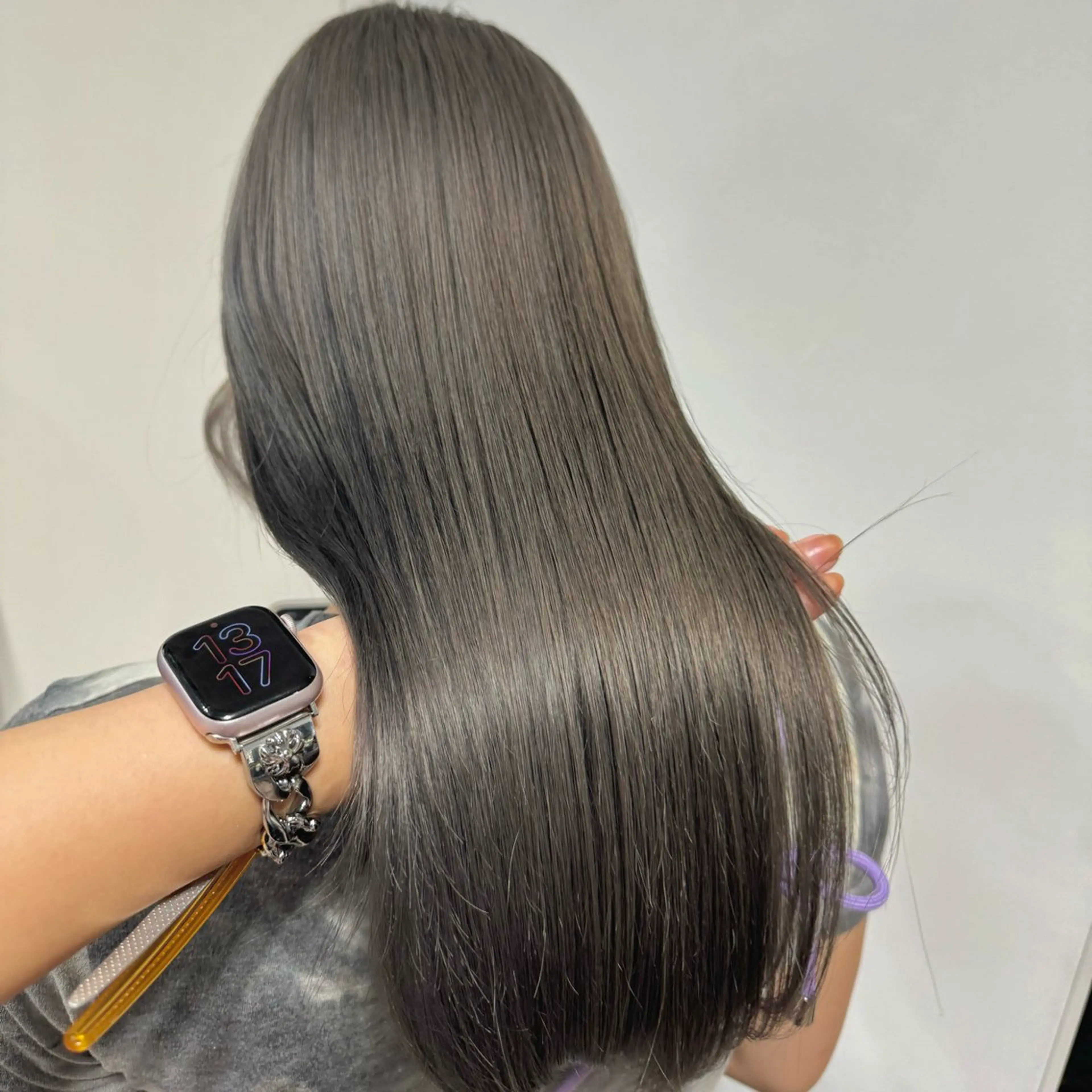 ロング カラー 透明感カラー ハイトーン/ケア特化 ♥️あいみ♥️のヘアスタイル