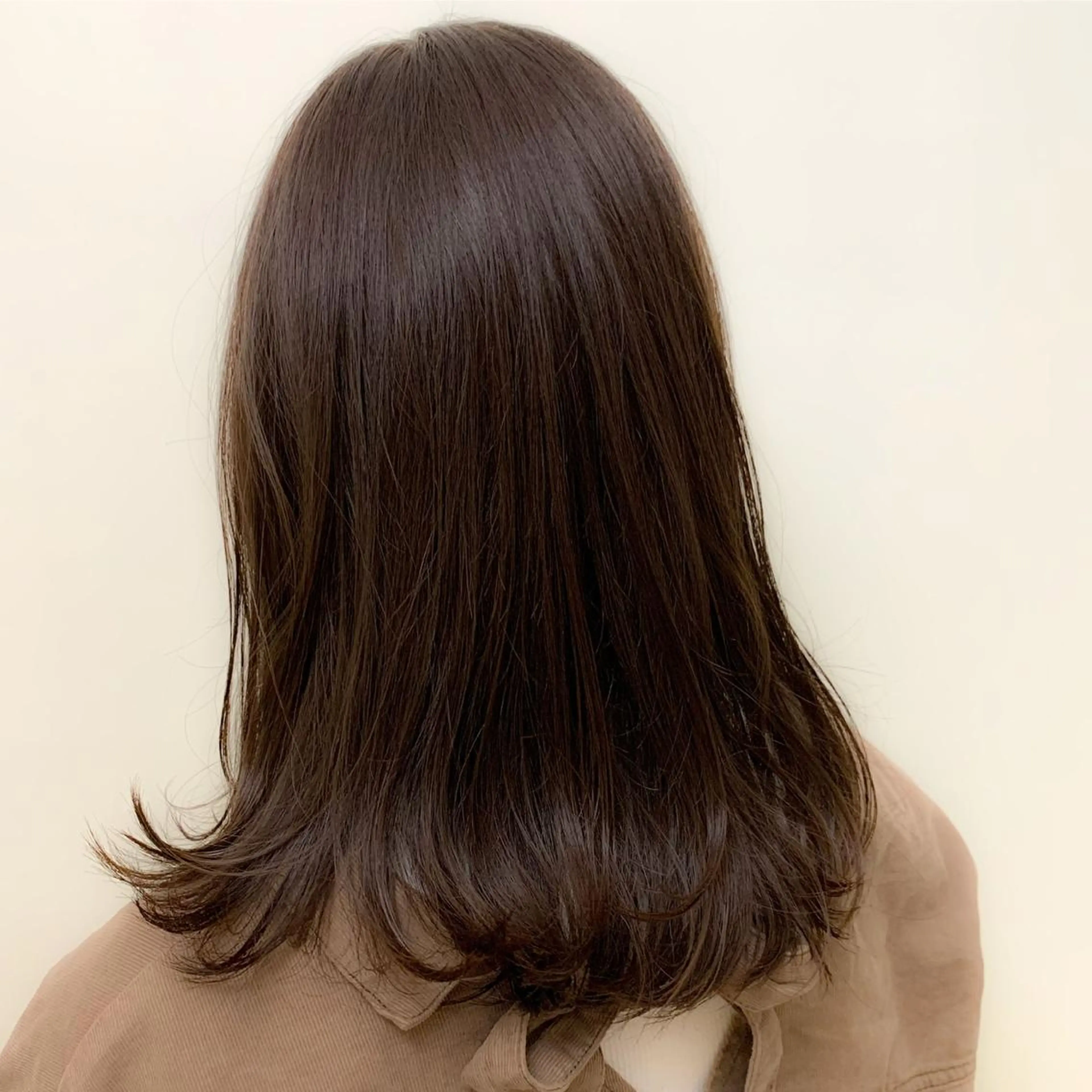 ミディアム カラー アッシュ カット ヘアカラー トリートメント ✨カラー支持No.1 🧸ワキ カナコ🧸のヘアスタイル