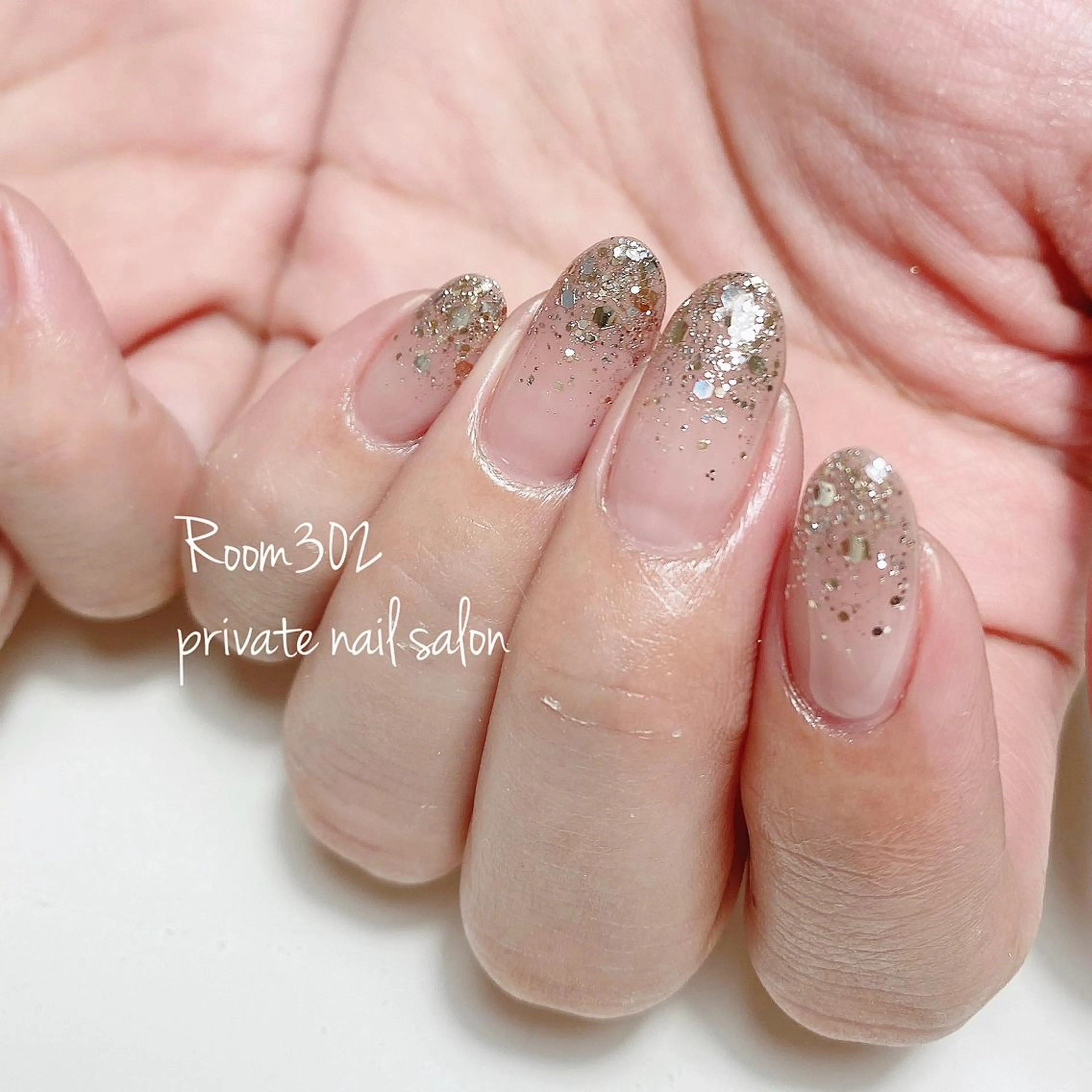 ネイル ラメ(グリッター) ラメグラデーション ハンドネイル Room 302のネイルデザイン