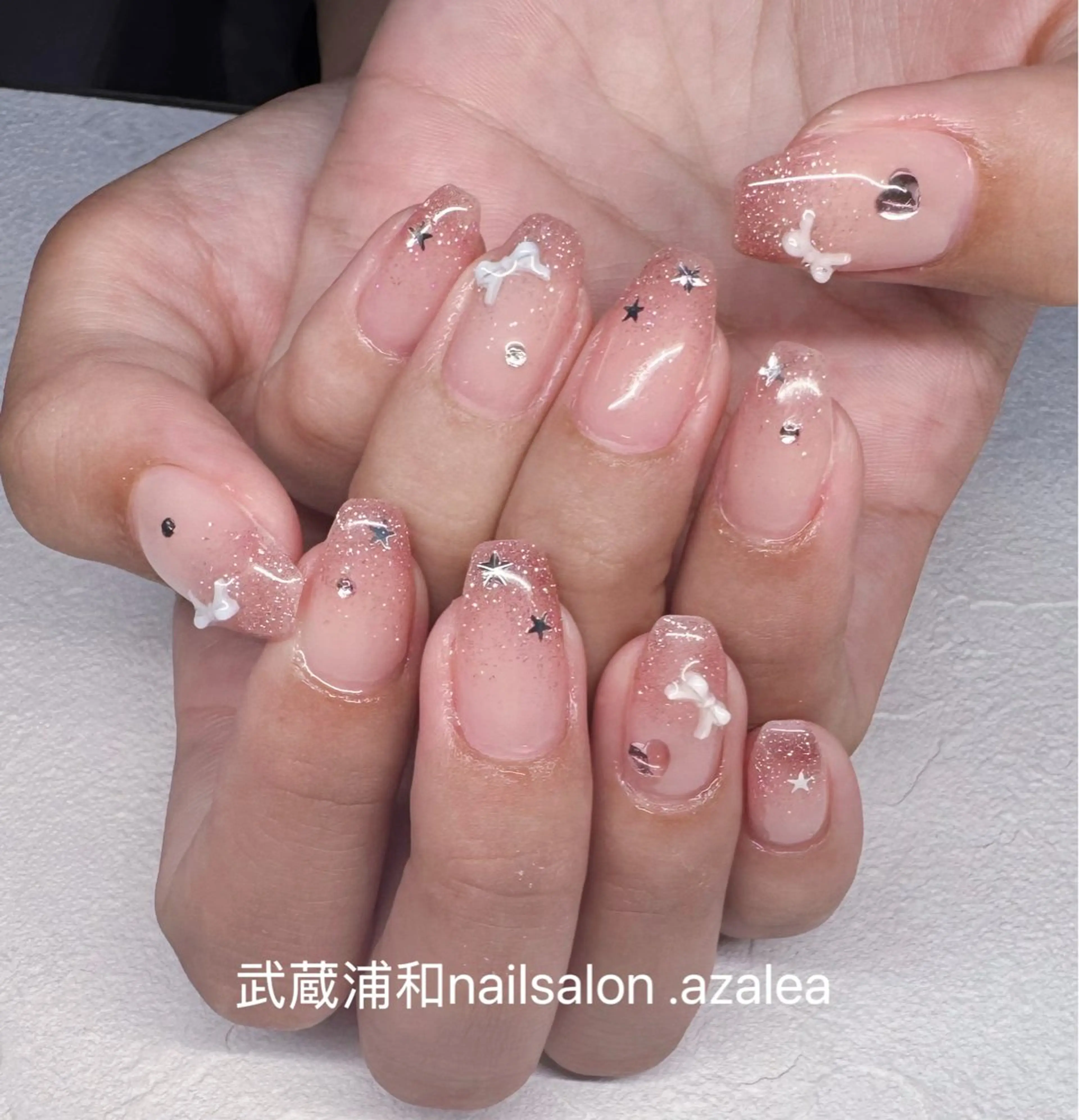 ネイル ハンドネイル R inのネイルデザイン