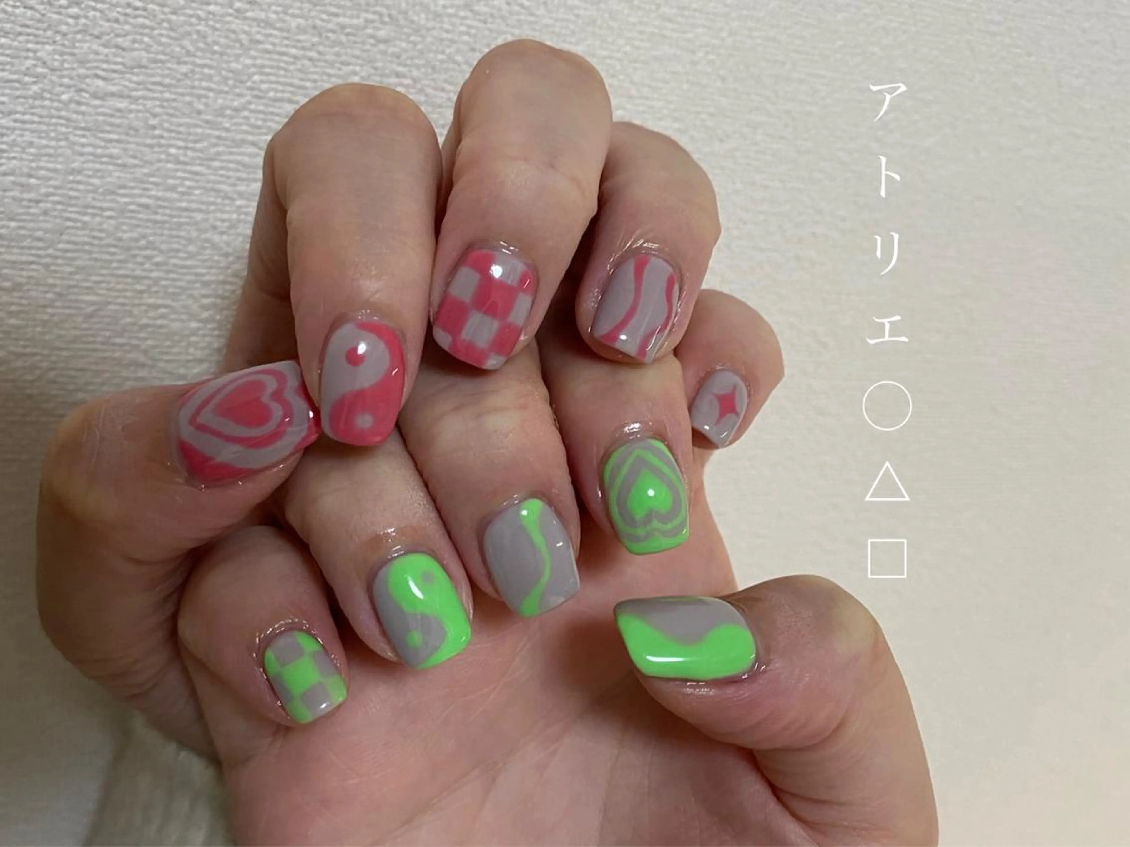 ネイル ハンドネイル アトリエ ○△□のネイルデザイン
