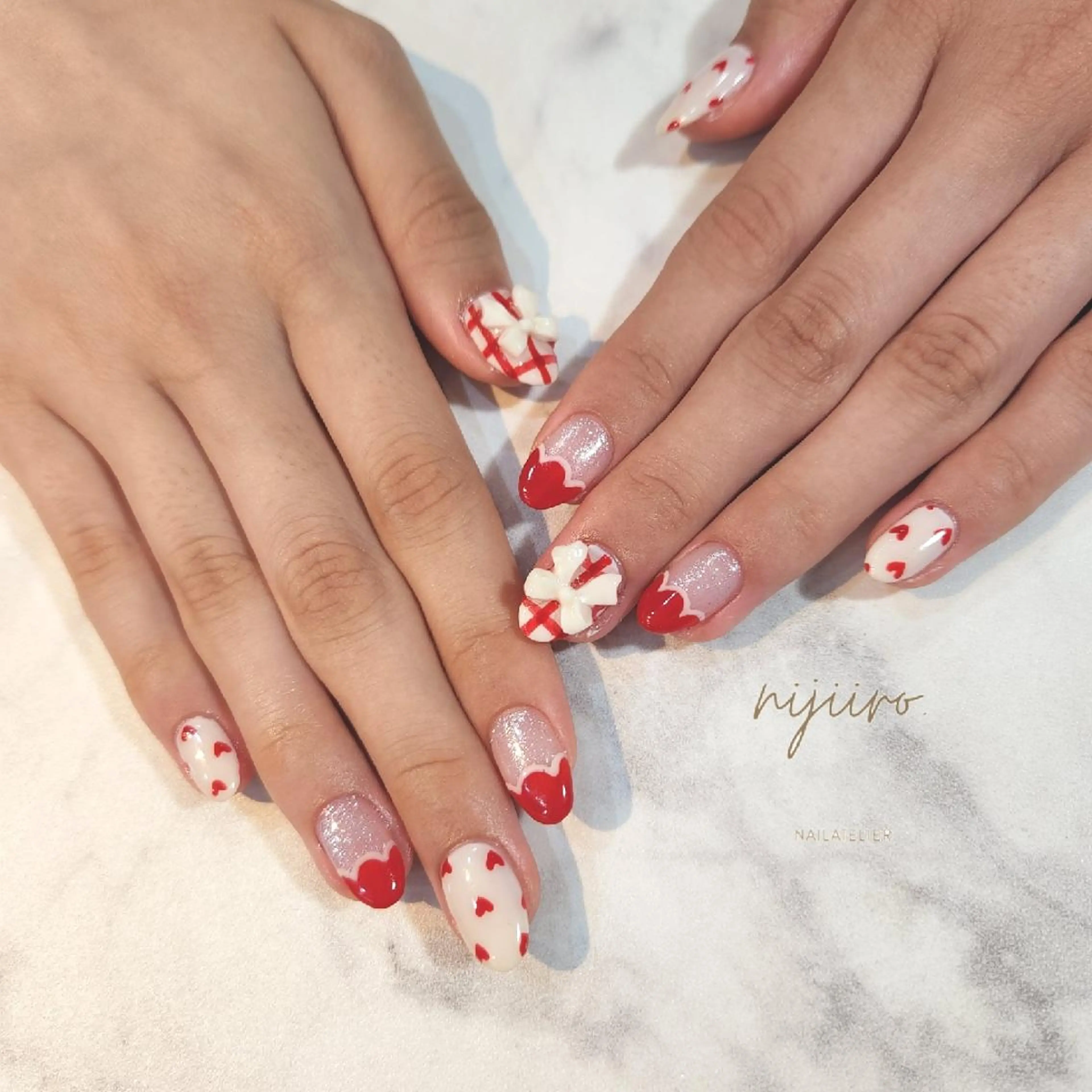 ネイル ハンドネイル nailatelier nijiiro.所属・nijiiro🌈 サトウのネイルデザイン