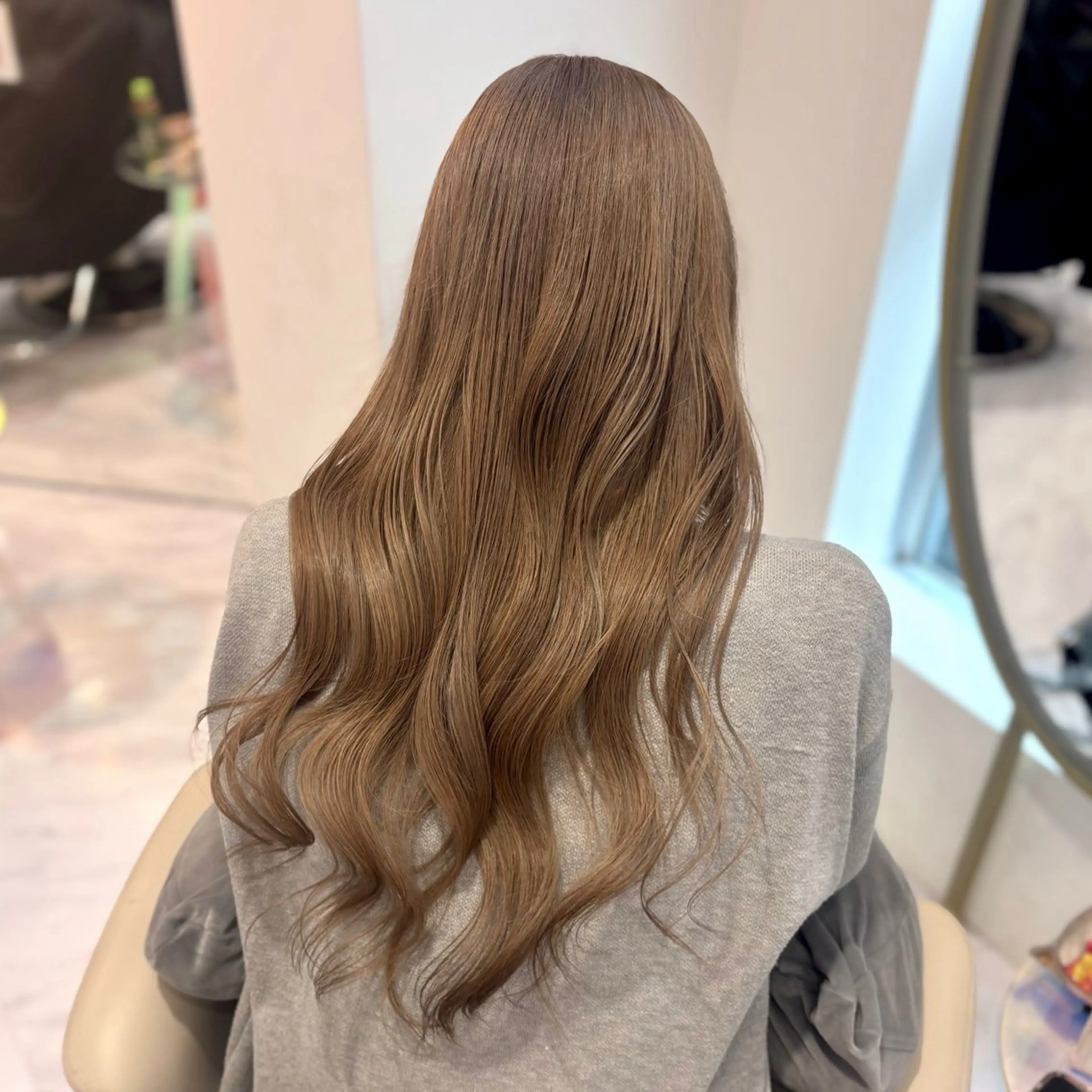 ロング カラー ベージュカラー ミルクティーベージュ Ayu🍯/名駅/ブ リーチカラー/ヘアメのヘアスタイル