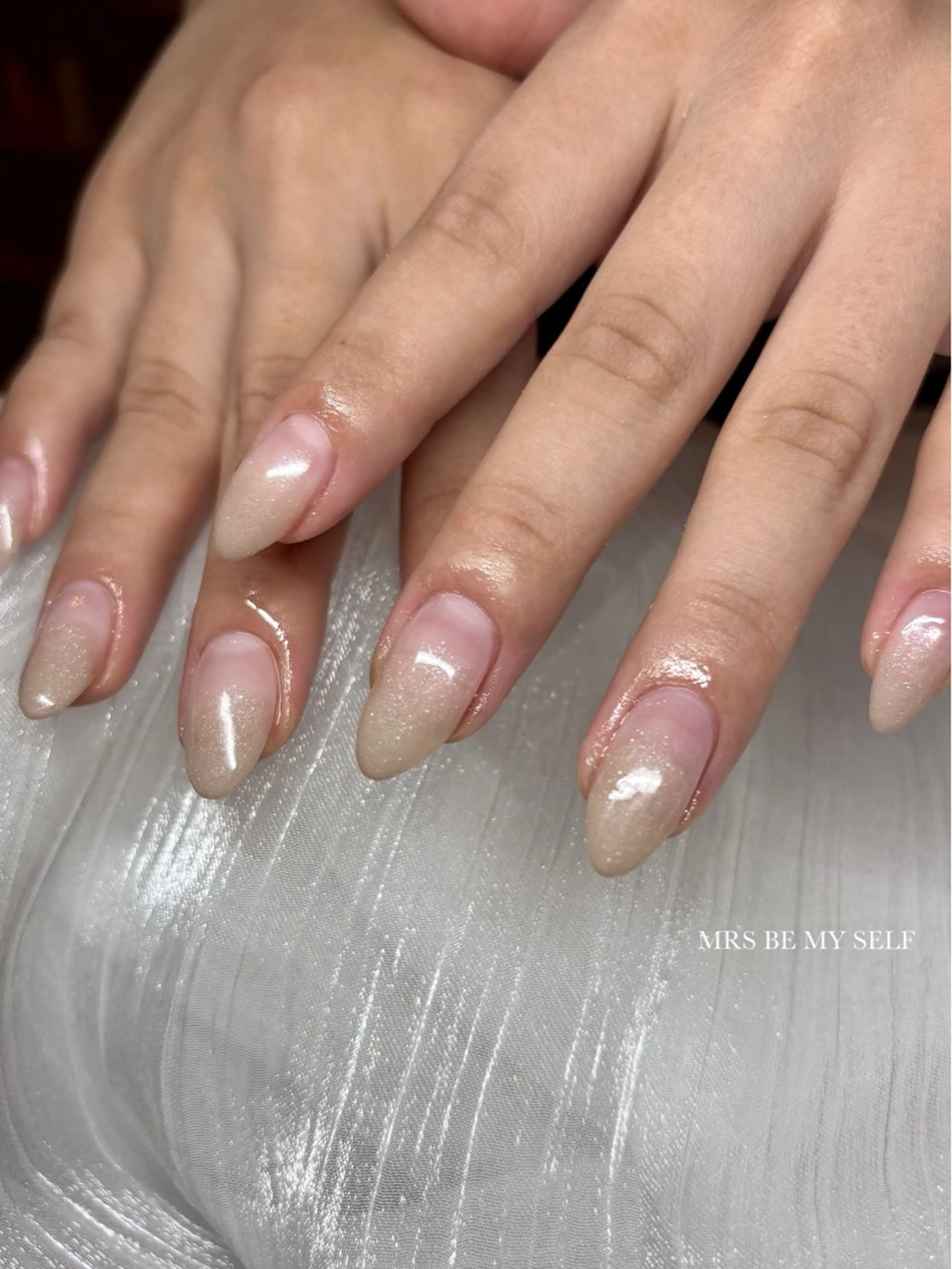 ネイル グラデーション ラメ(グリッター) ラメグラデーション オフィスネイル ハンドネイル MRS/ miyu🎀のネイルデザイン