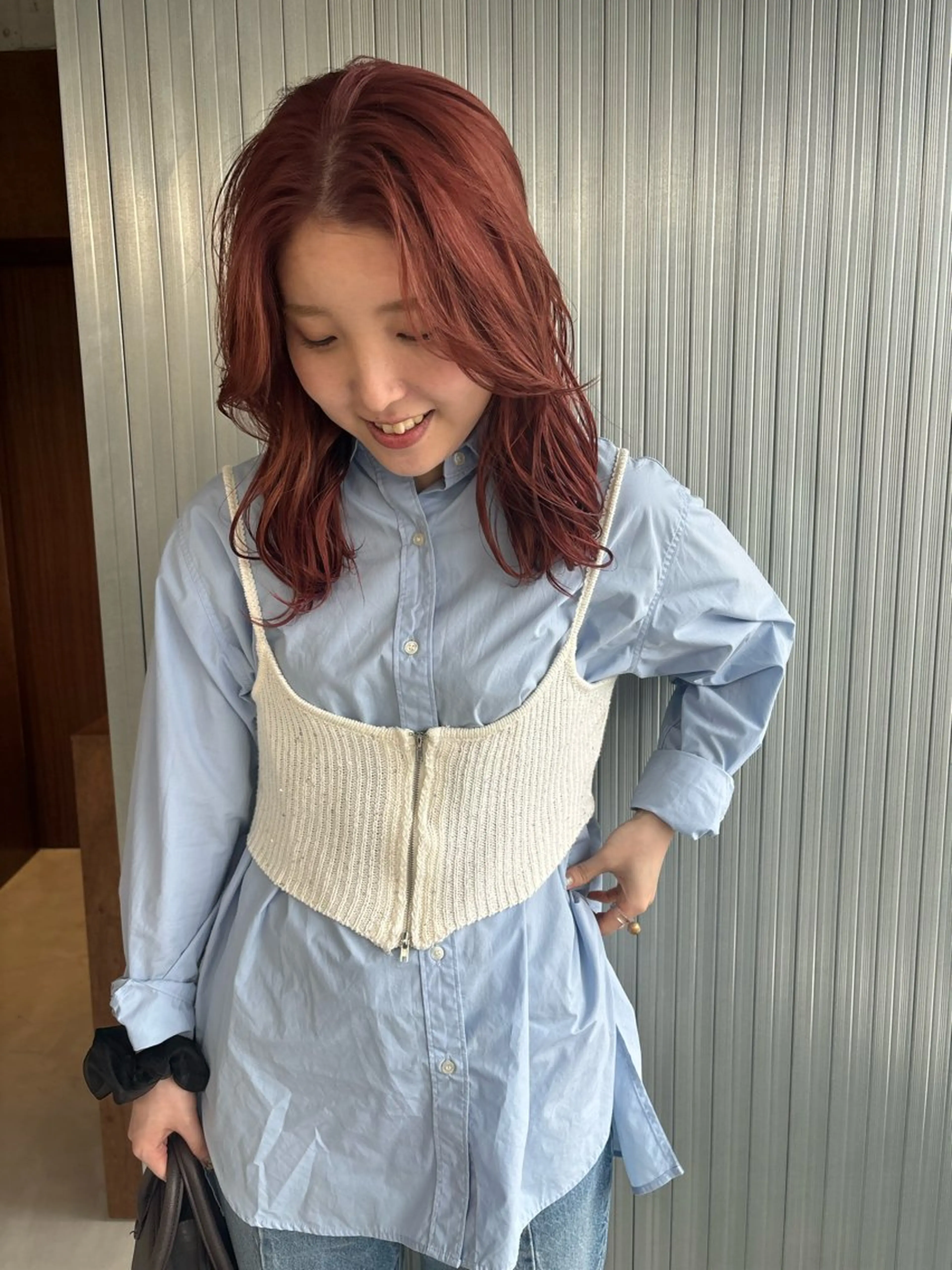 セミロング カラー wewe: momoeのヘアスタイル