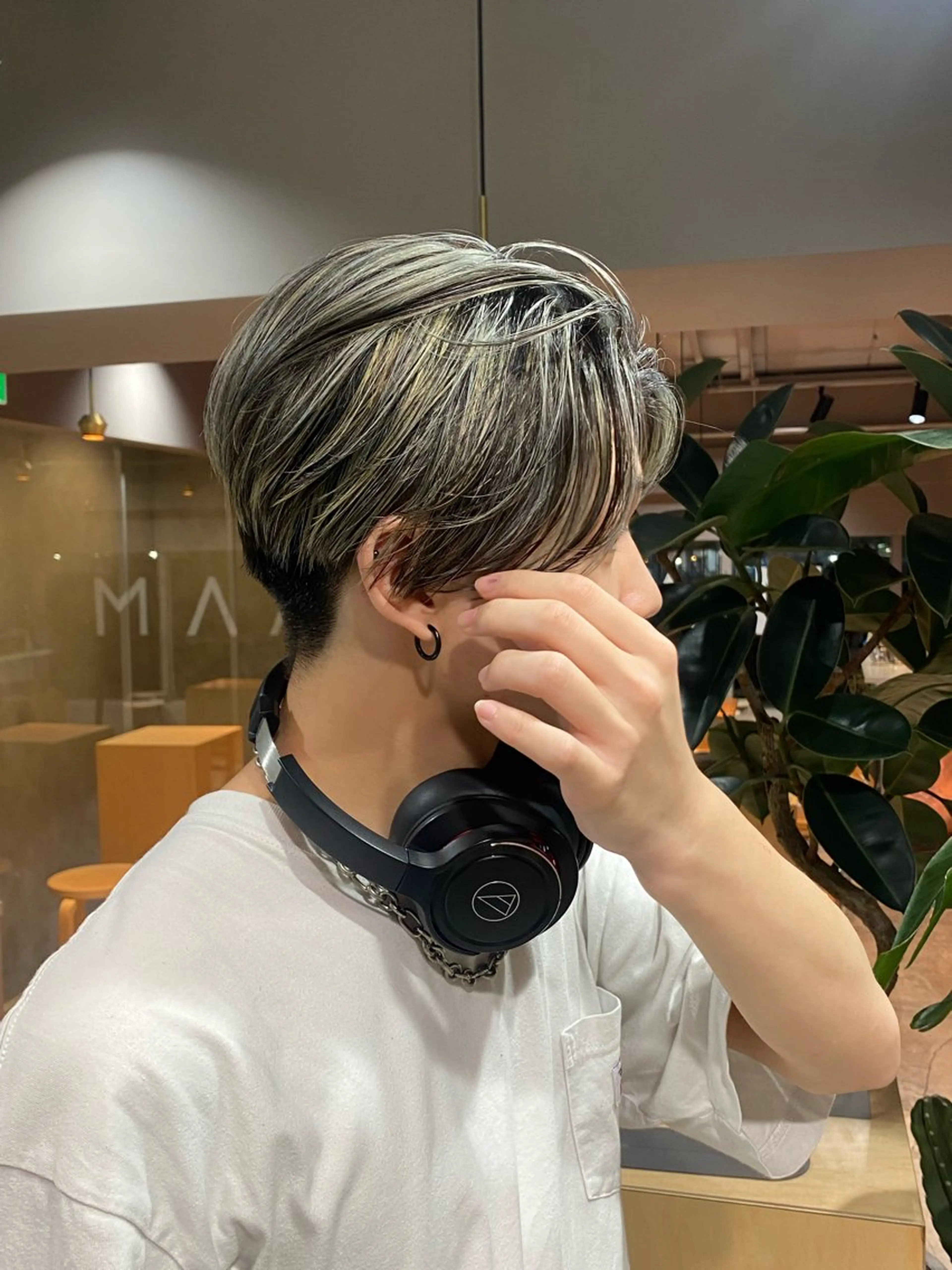 カラー メンズ メンズブリーチ ブリーチ es Hair Make Space所属・KAREN／ 武蔵小山/自由が丘のヘアスタイル