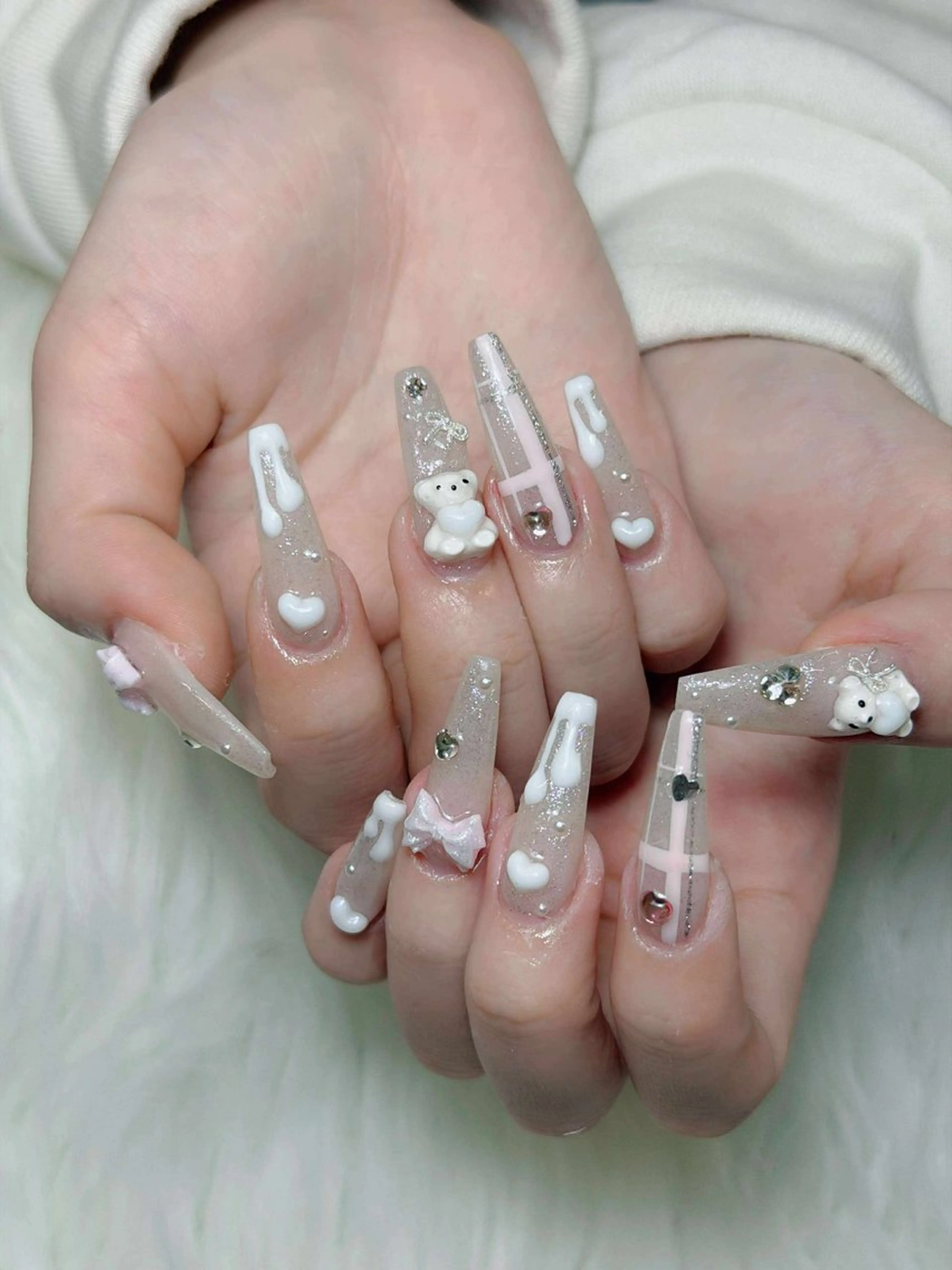 ネイル オーロラネイル チークネイル フットネイル フレンチネイル ハロウィン ハンドネイル Lumi Nail 新大久保3‘のネイルデザイン