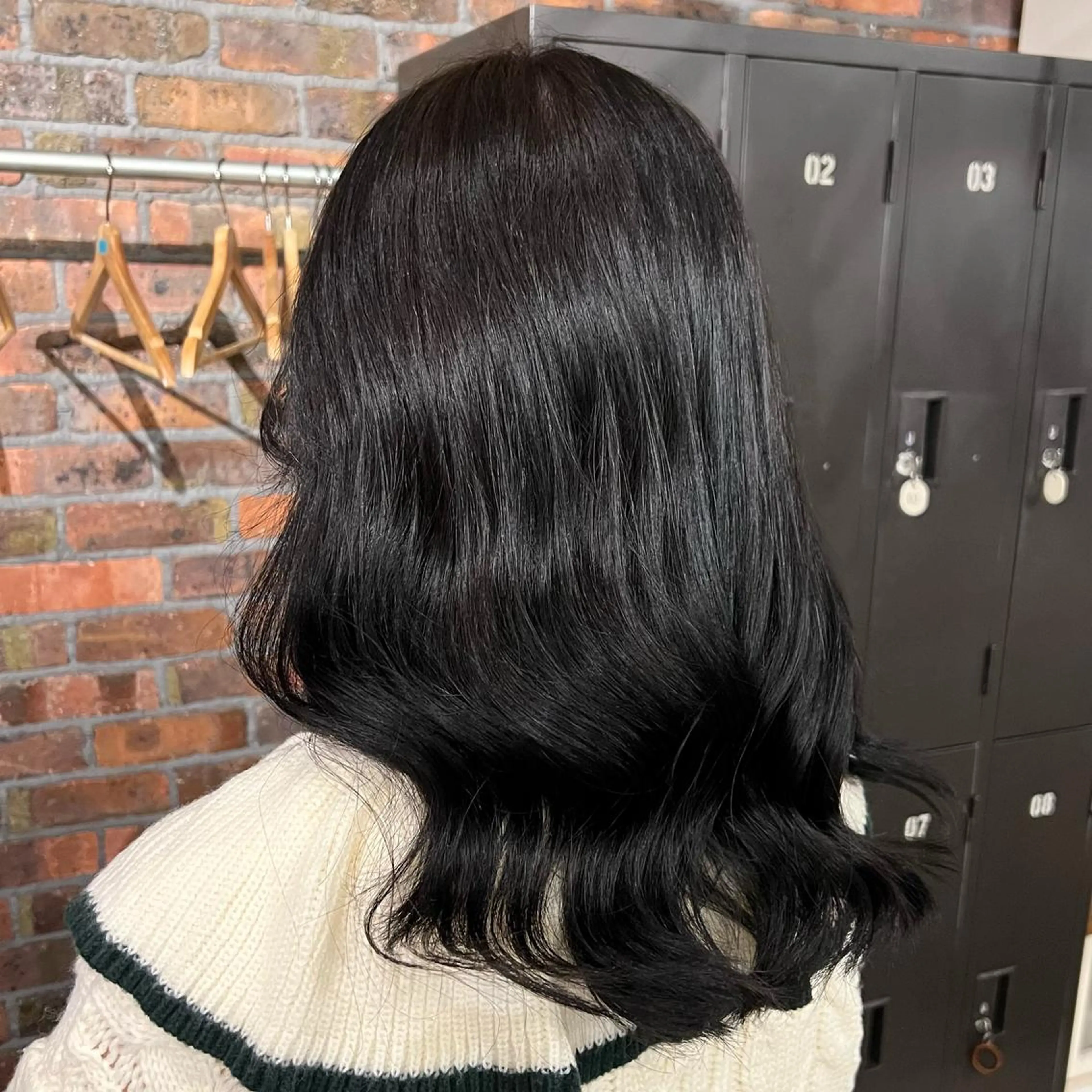 セミロング カラー 黒髪 透明感カラー Rino kanayama所属・Rino 金山 ／ 宮澤 萌のヘアスタイル