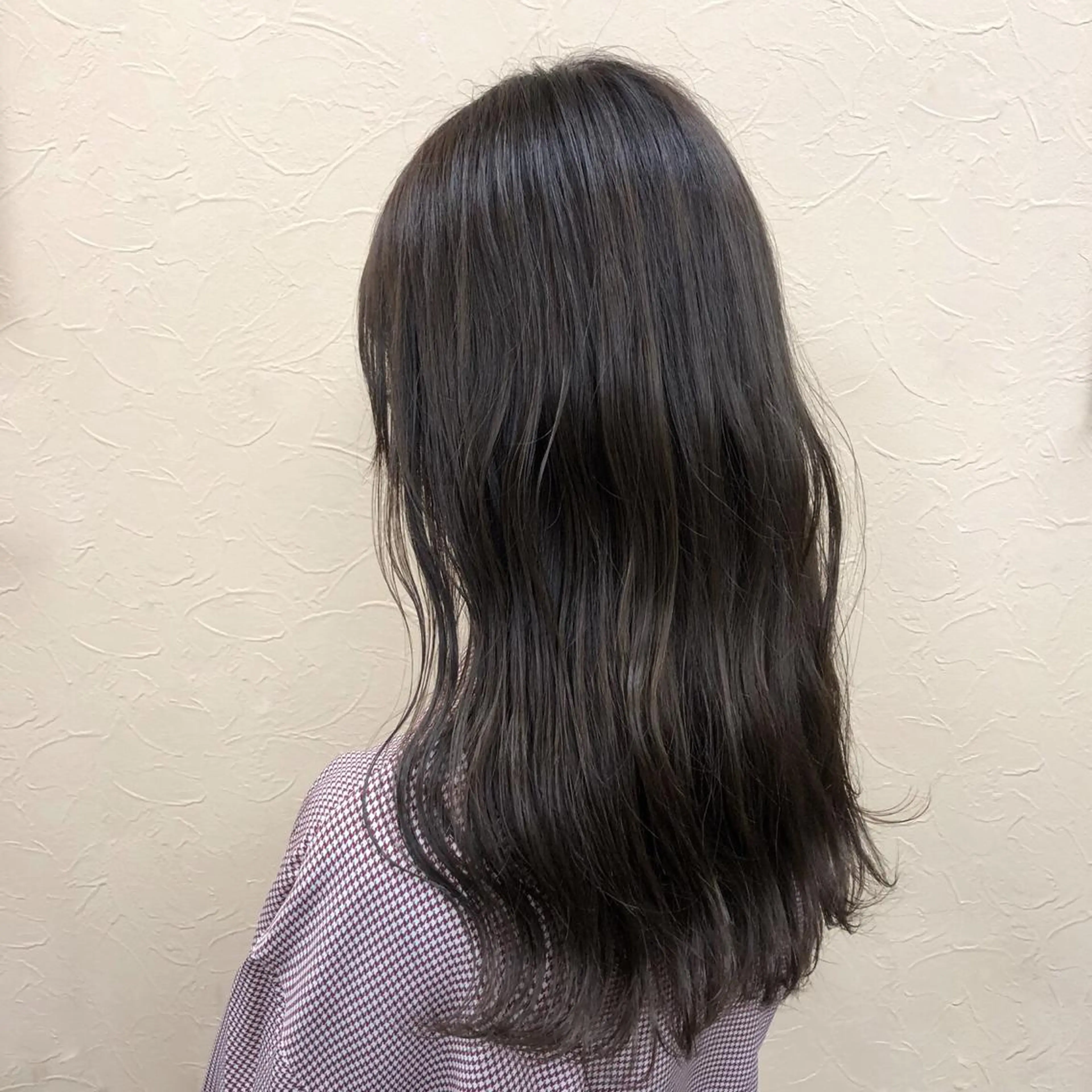 セミロング カラー グレージュ 4-rest garden （フォーレストガーデン）所属・金井 直樹のヘアスタイル