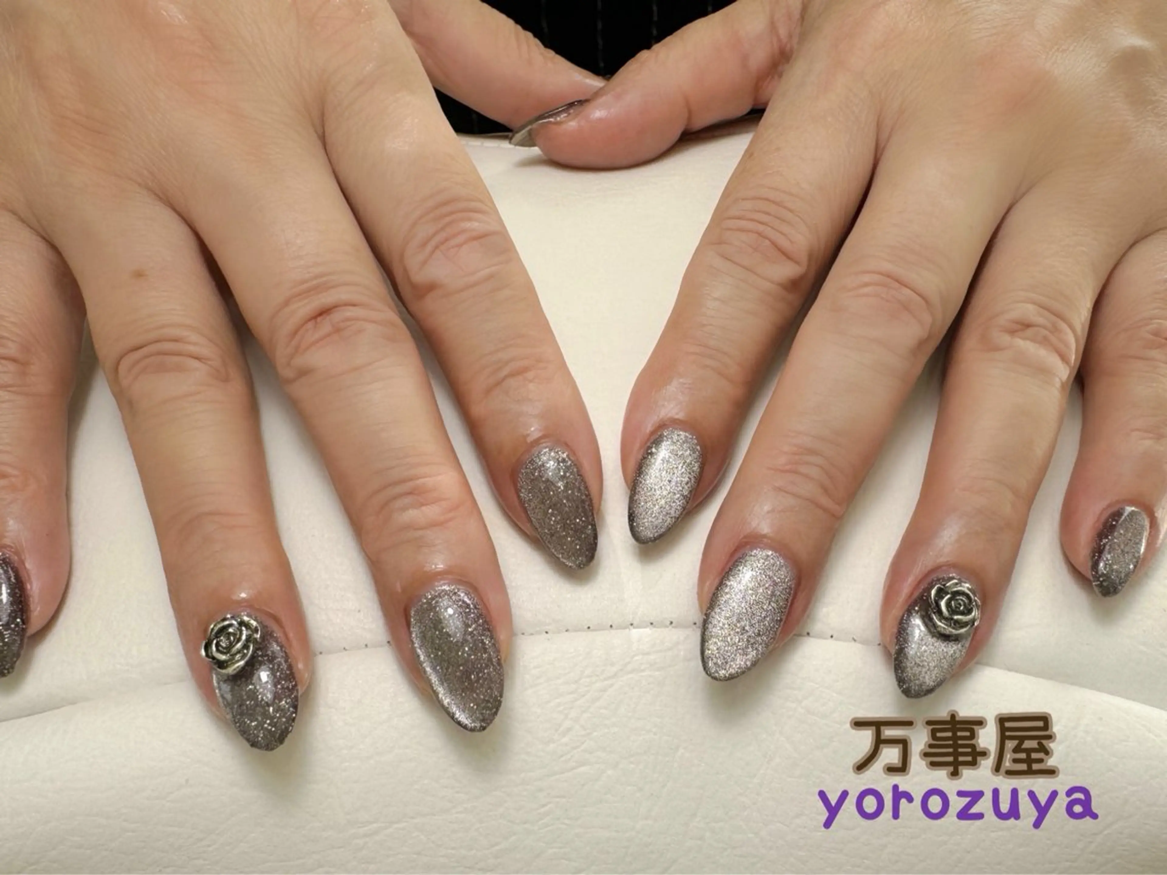 ネイル フラッシュネイル フラッシュマグ マグネットネイル ☆ YOROZUYA..のネイルデザイン