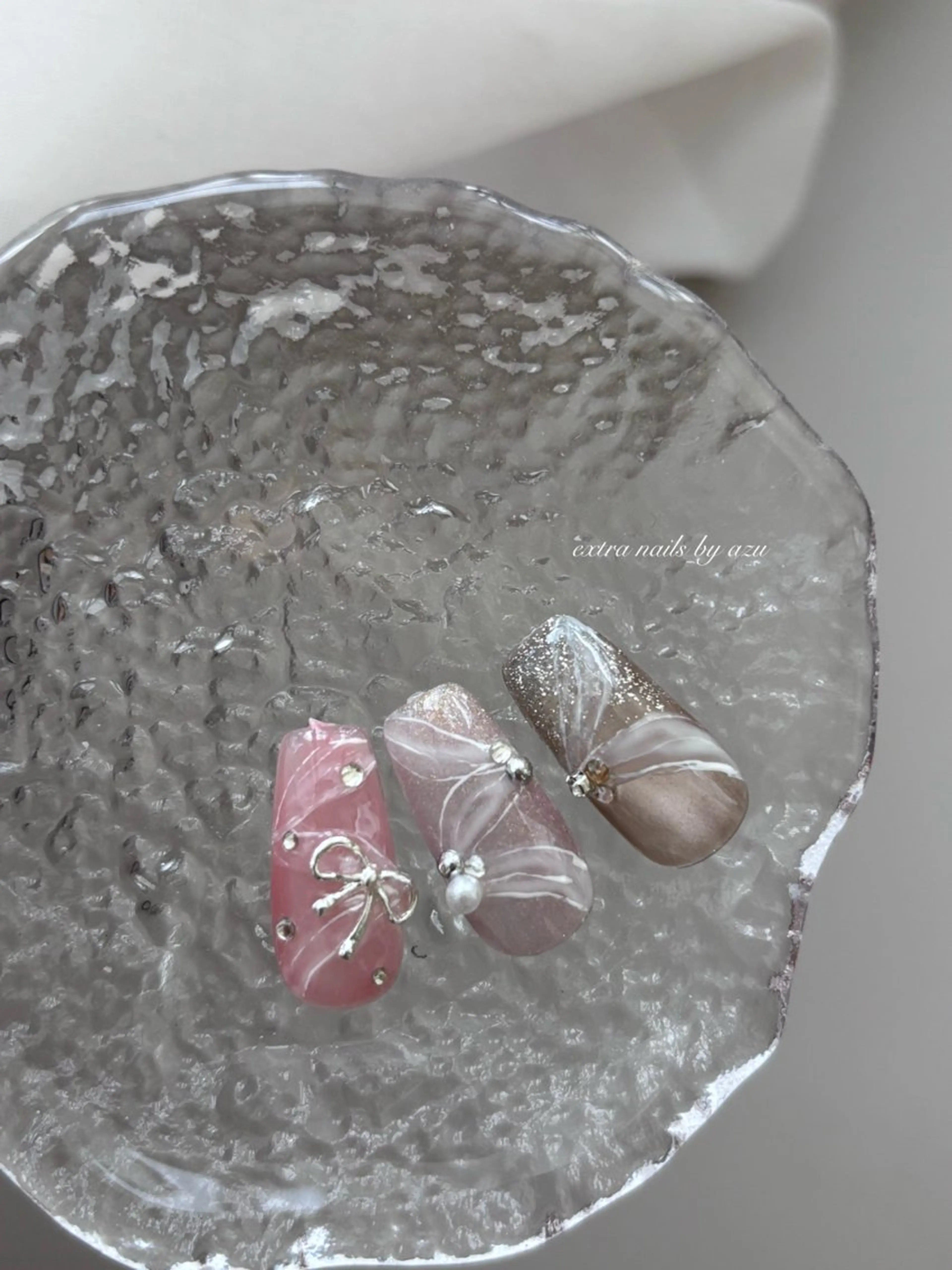 ネイル アートネイル リボン ハンドネイル extranails ／lemellaのネイルデザイン