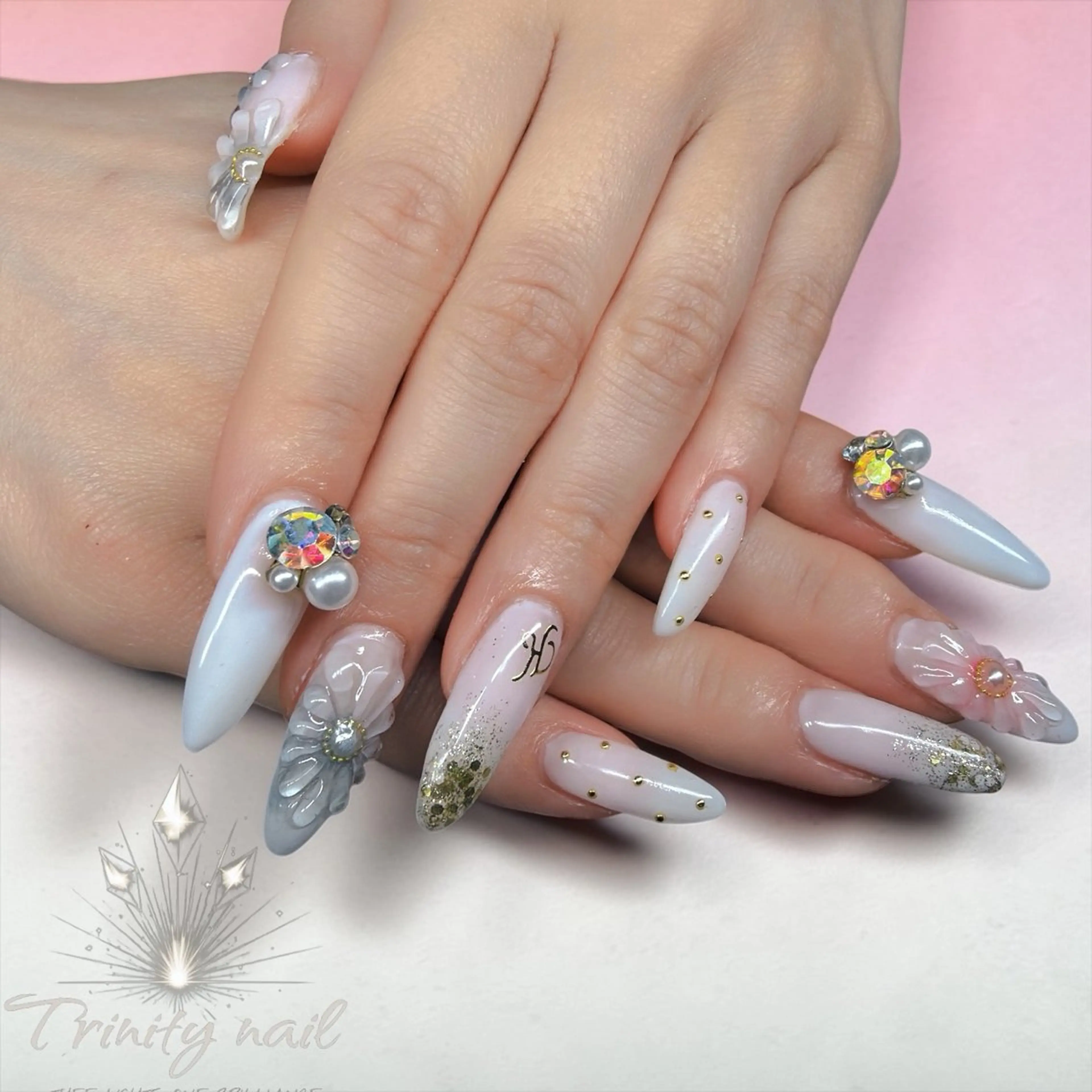 ネイル ハンドネイル nailsalon  Trinity所属・K. yu-kaのネイルデザイン
