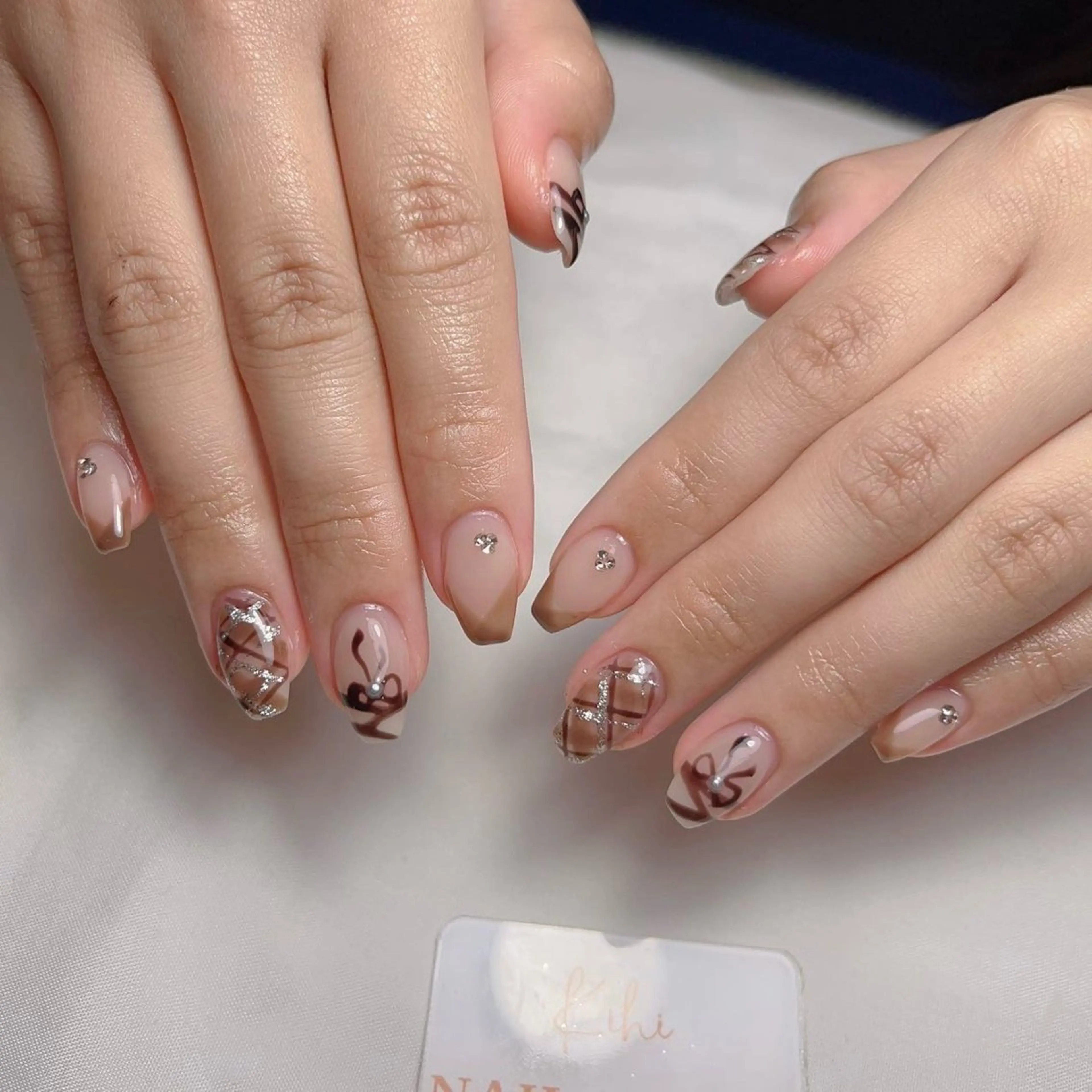 ネイル アートネイル フレンチネイル ジェルネイル グラデーション 韓国ネイル ハンドネイル 💕鈴木ユリ パラジェル/オフ無料のネイルデザイン