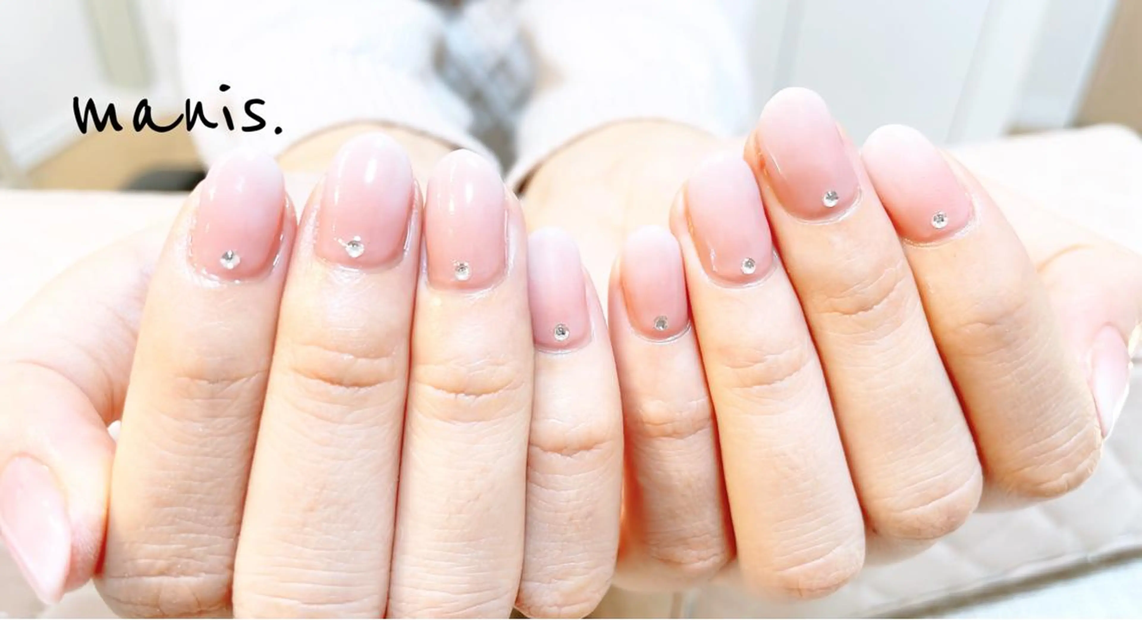 ネイル manis .のネイルデザイン