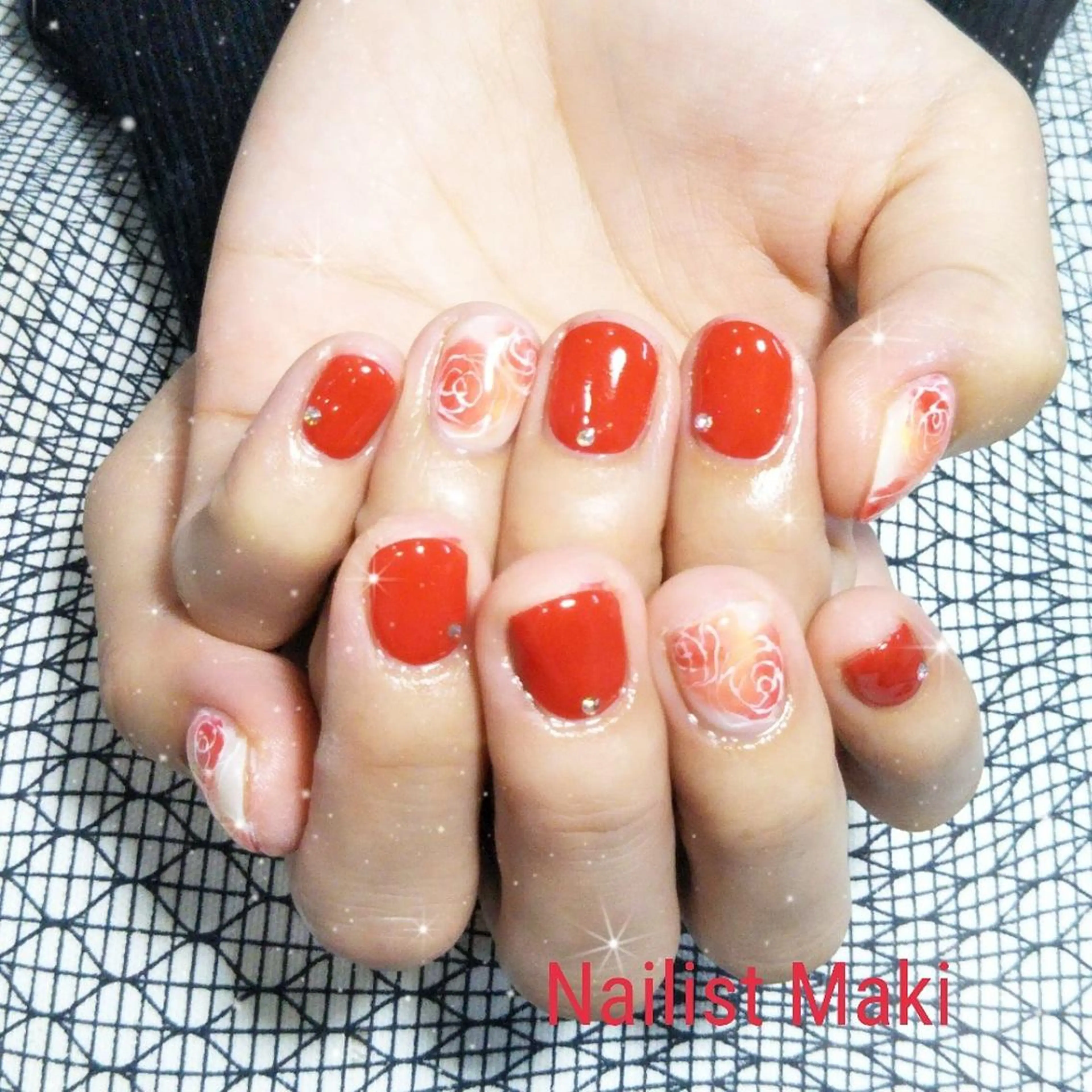 ネイル 小顔・毛穴・たるみ ネイル　似内真樹のエステ・リラクイメージ