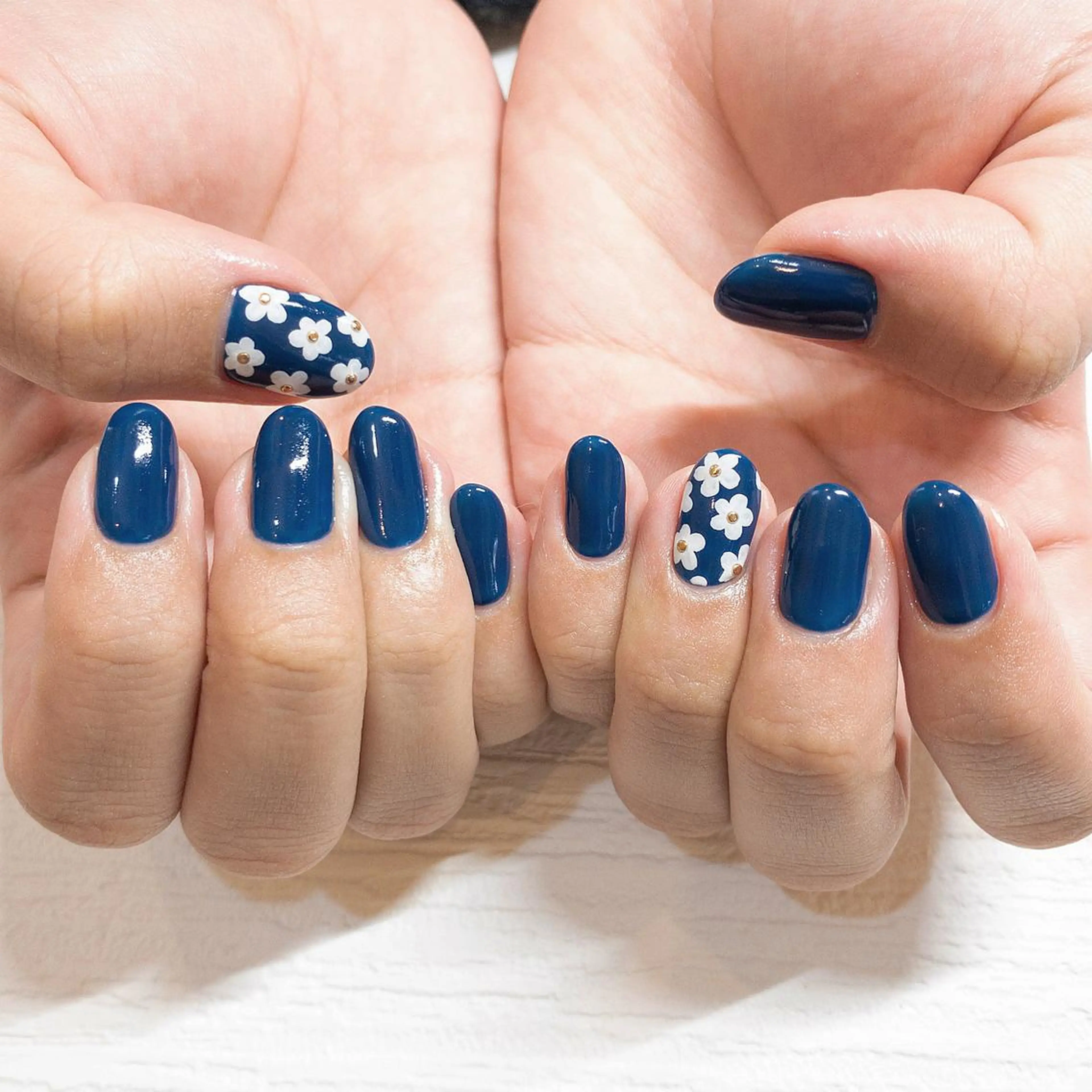 ネイル rokunana 佐野のネイルデザイン