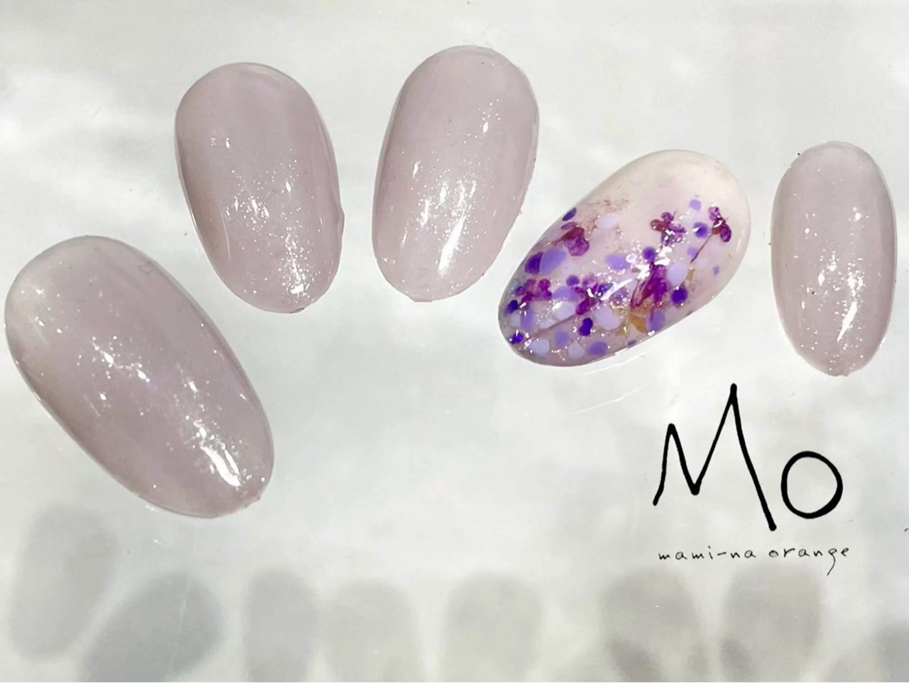 ネイル マミーナオレンジ所属・太田 紹美のネイルデザイン