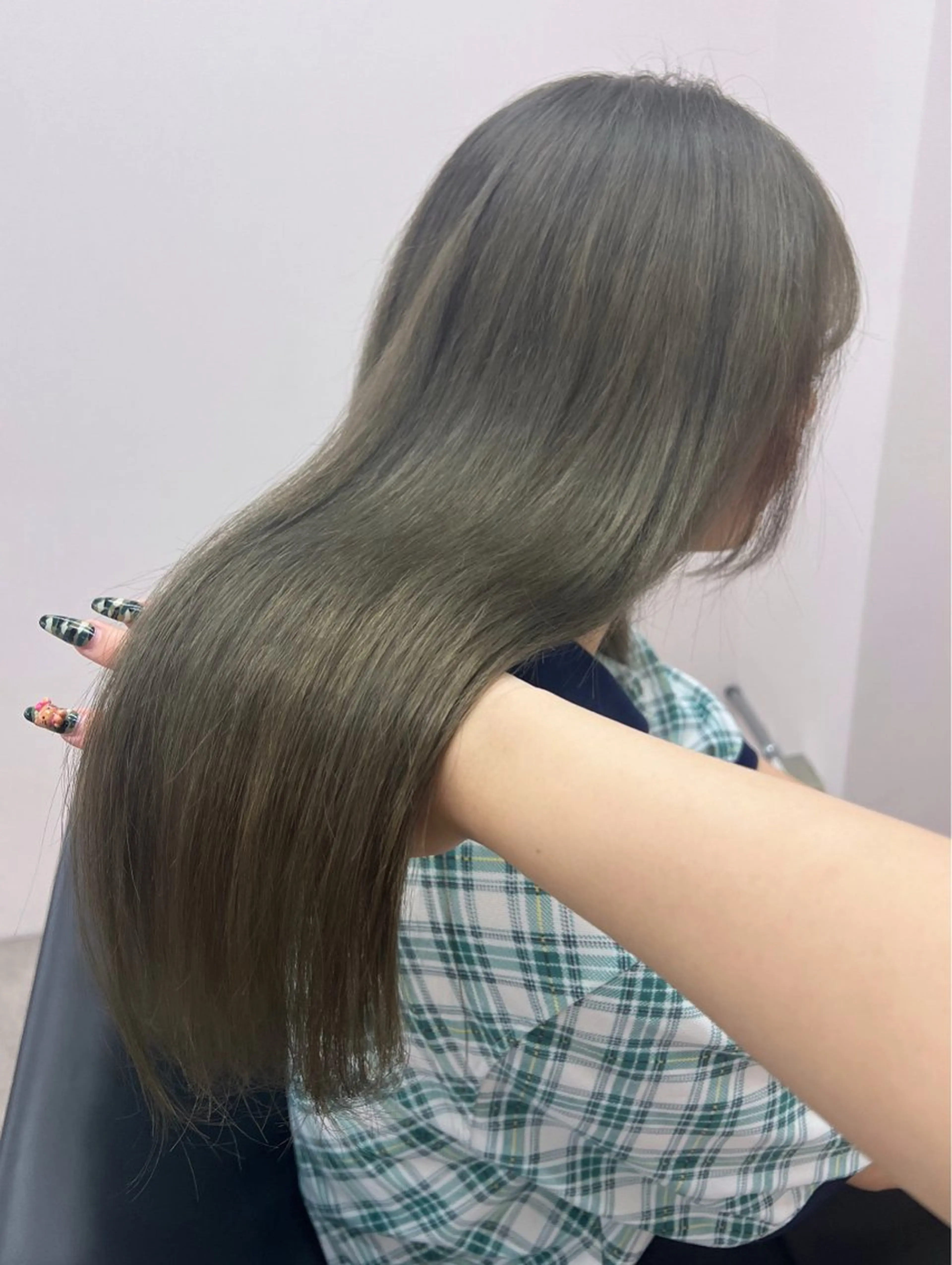 セミロング ヘアカラー トリートメント sara/名古屋 ／ハイトーンのヘアスタイル