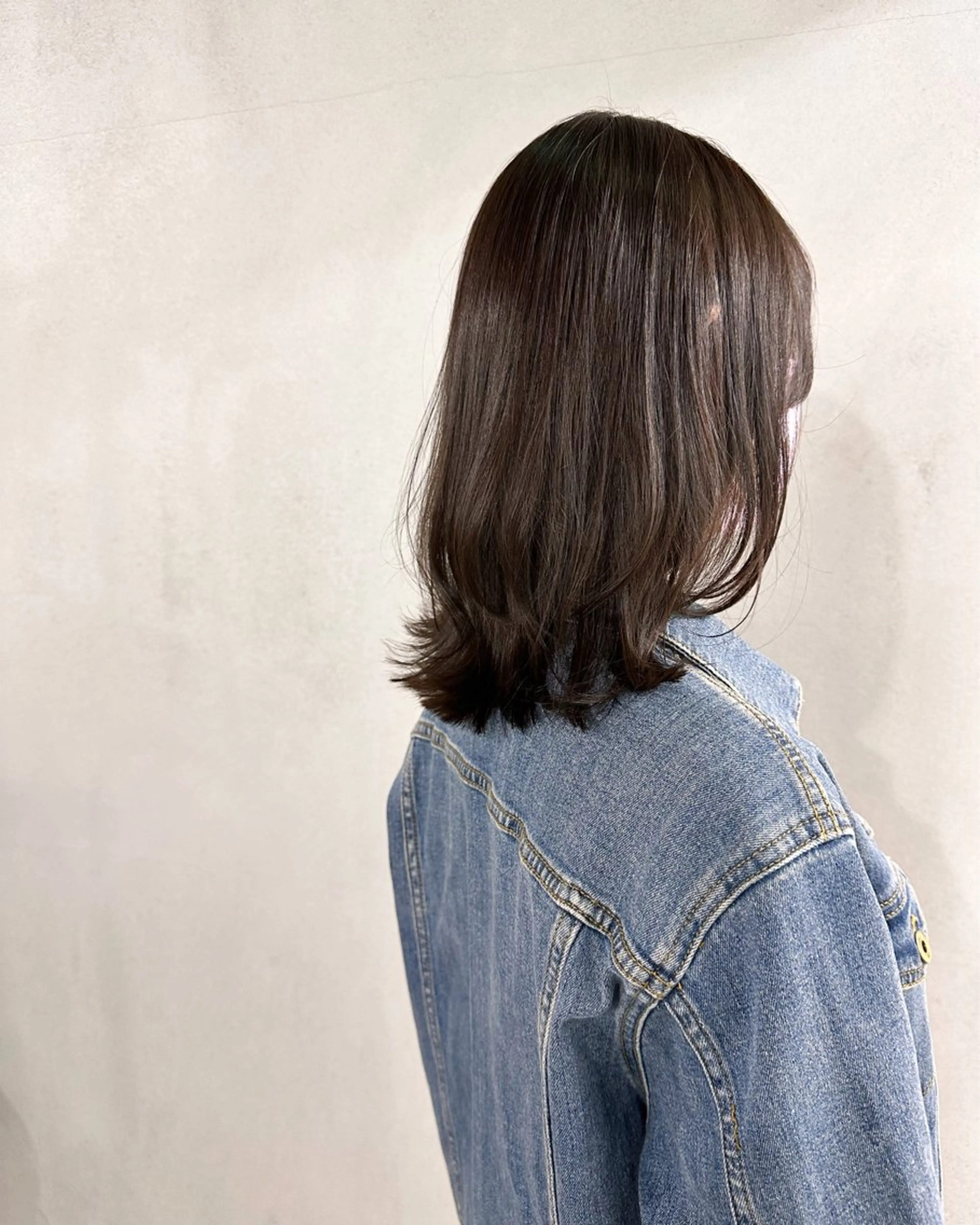 ミディアム カラー パーマ ヘアアレンジ メンズ キッズ ラベンダーカラー ラベンダーグレー レイヤーカット #tag 稗田綾加のヘアスタイル