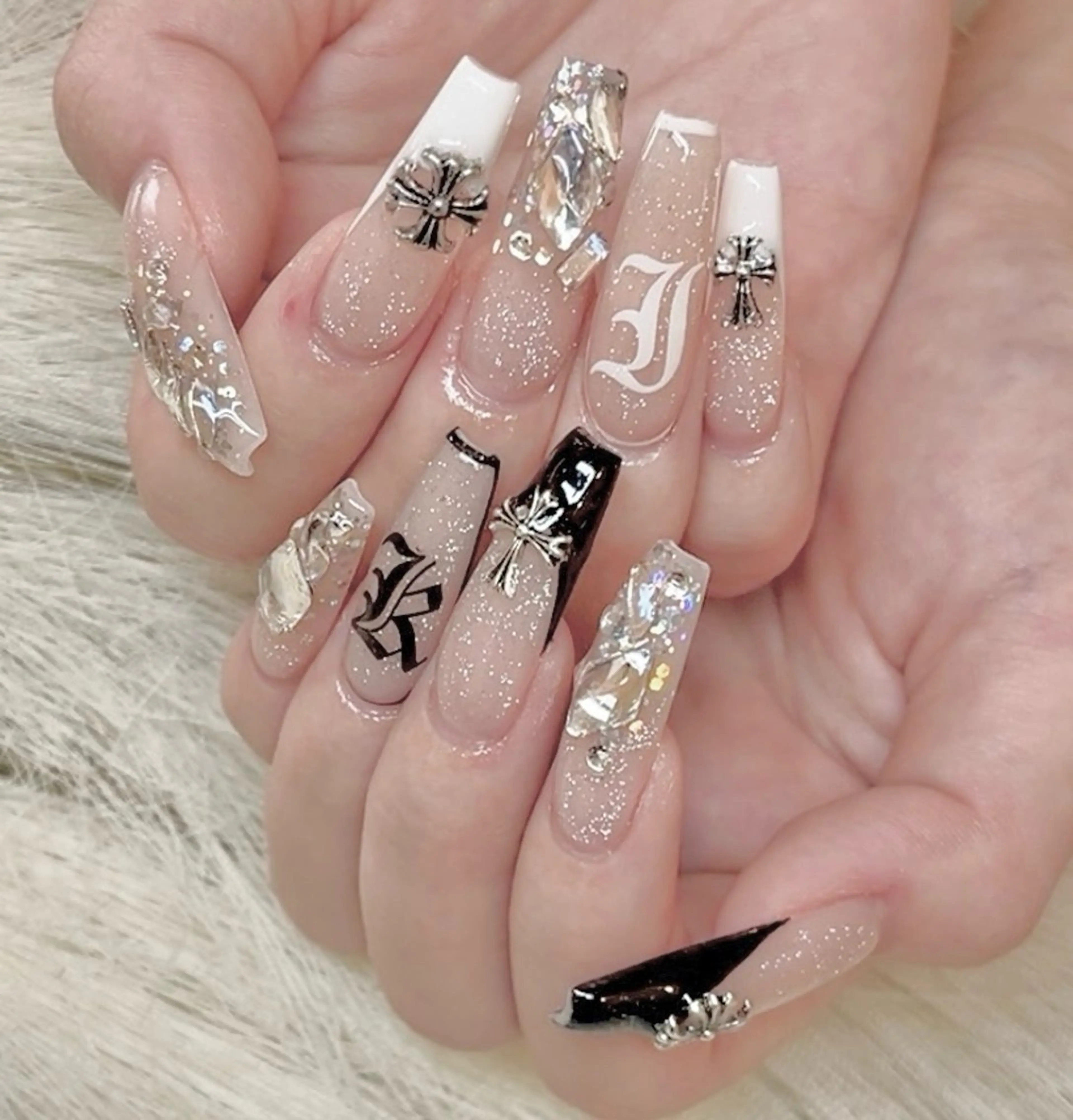 ネイル 🖤スカルプ専門店 新宿・MR🖤のネイルデザイン