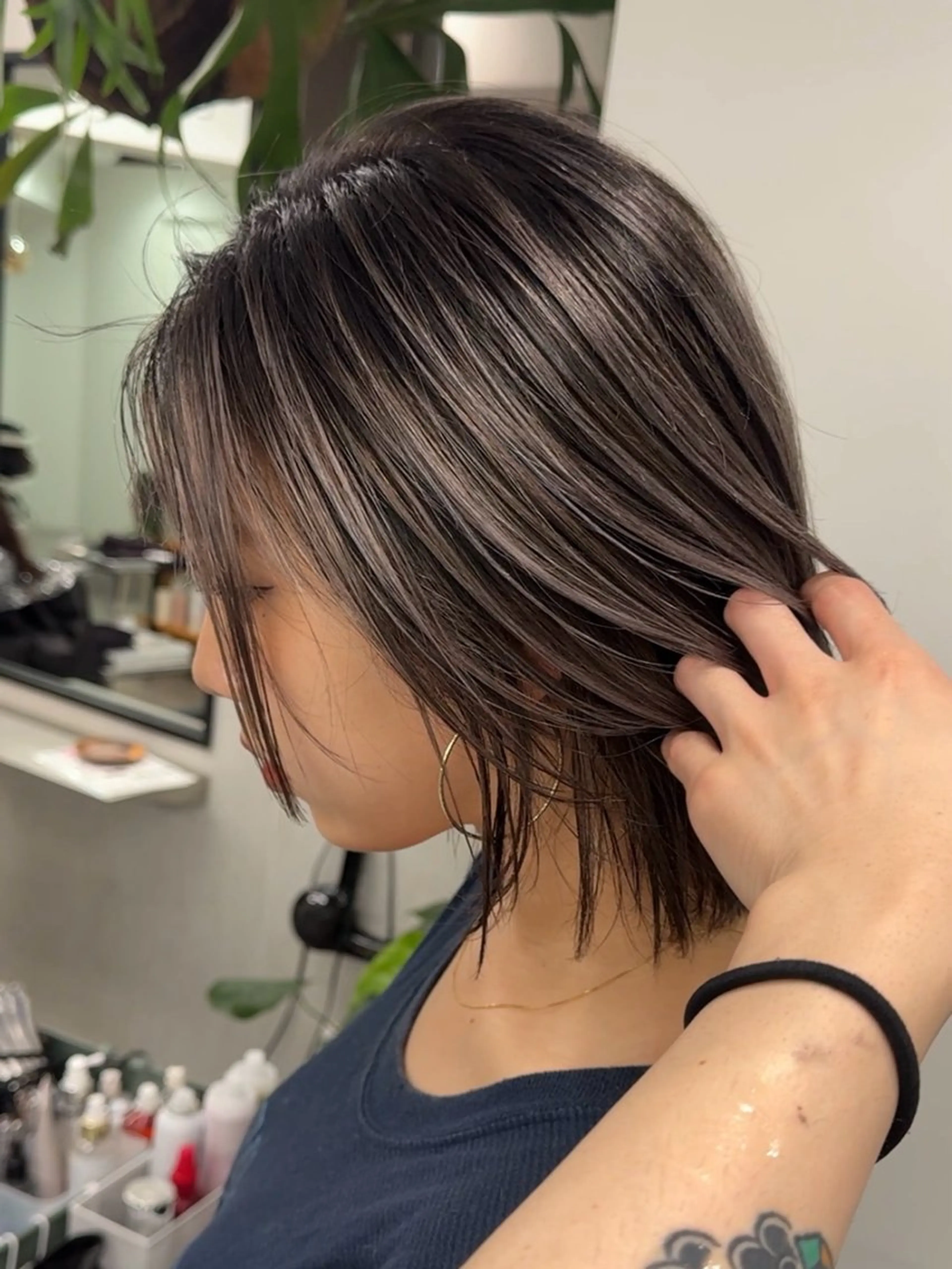 カラー＋クイックトリートメント ¥7700【新宿/ショート/ボブ/白髪ぼかしハイライト】の写真