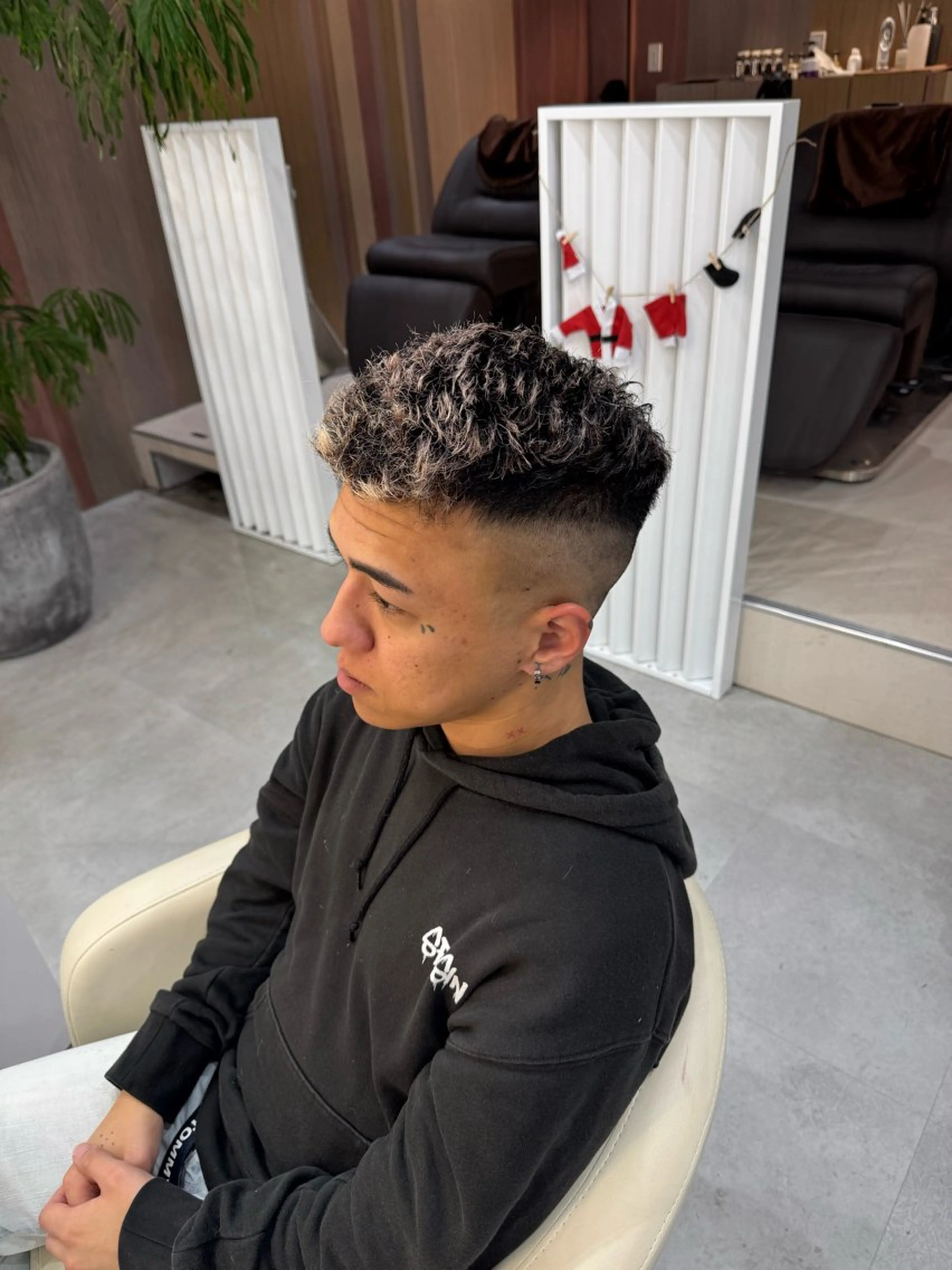 メンズ R BEAUTY MAIのヘアスタイル