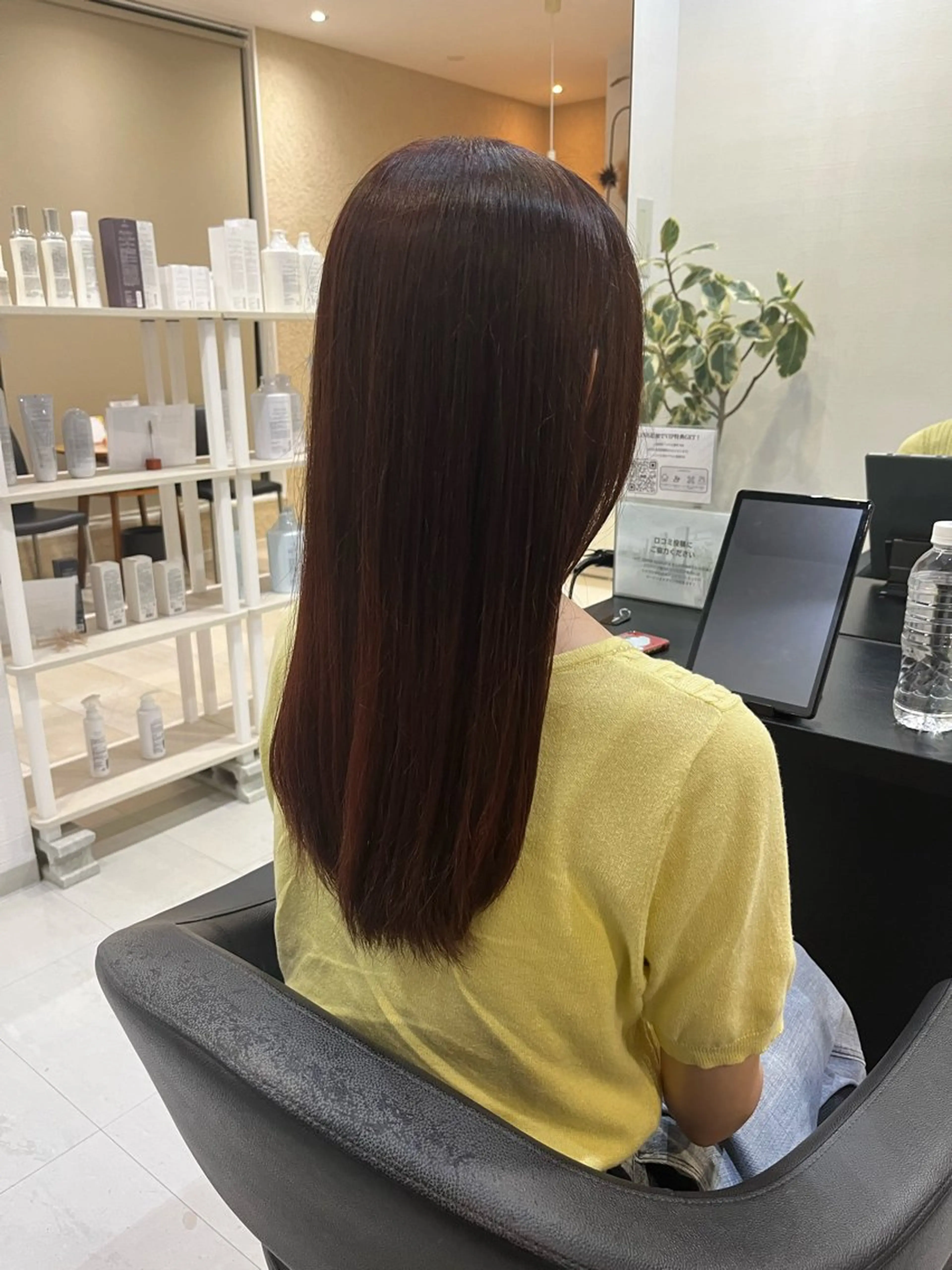 ロング カラー 諸岡 玲のヘアスタイル