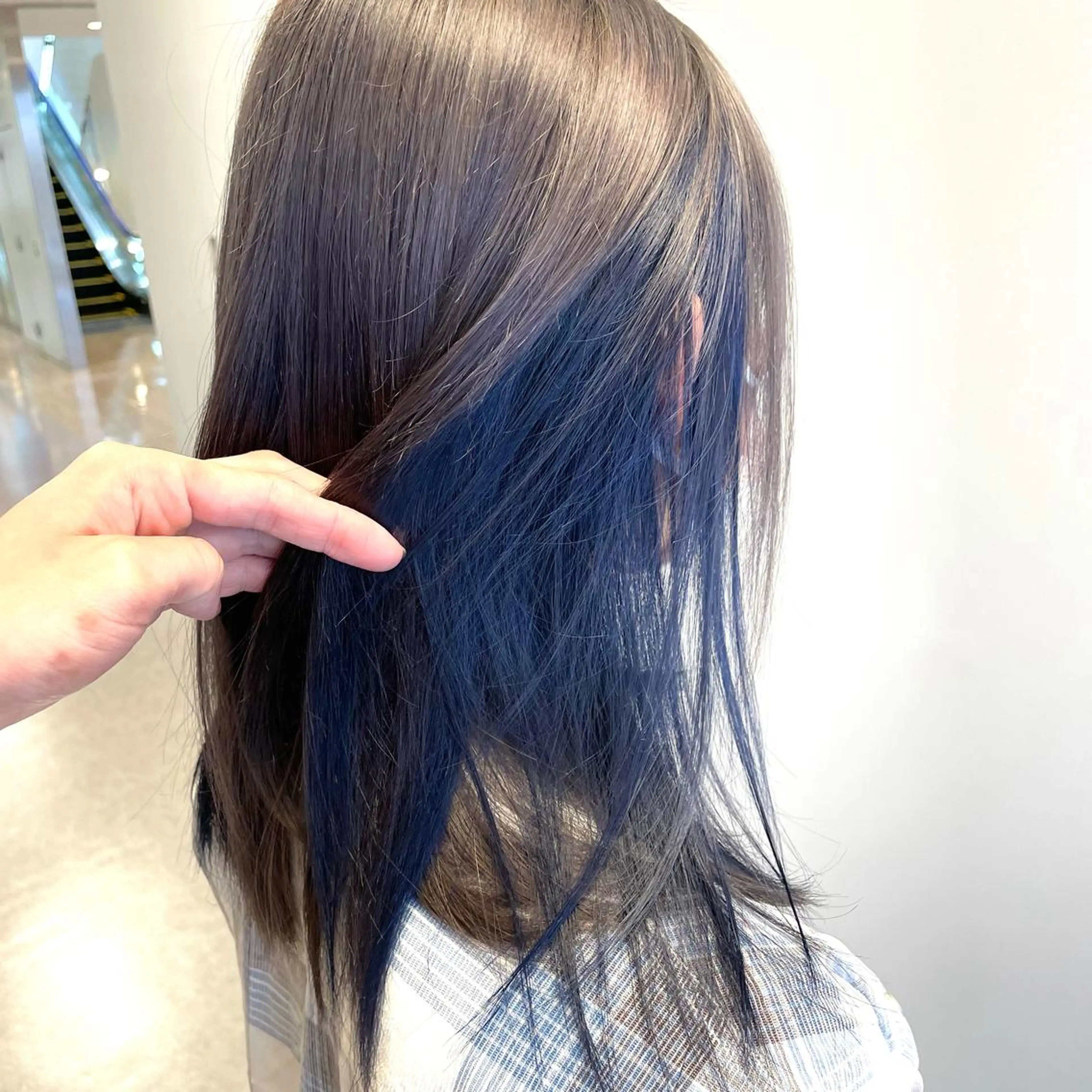 ミディアム カラー ヘアカラー 心斎橋/ブリーチなし 髪質改善/レイヤーのヘアスタイル