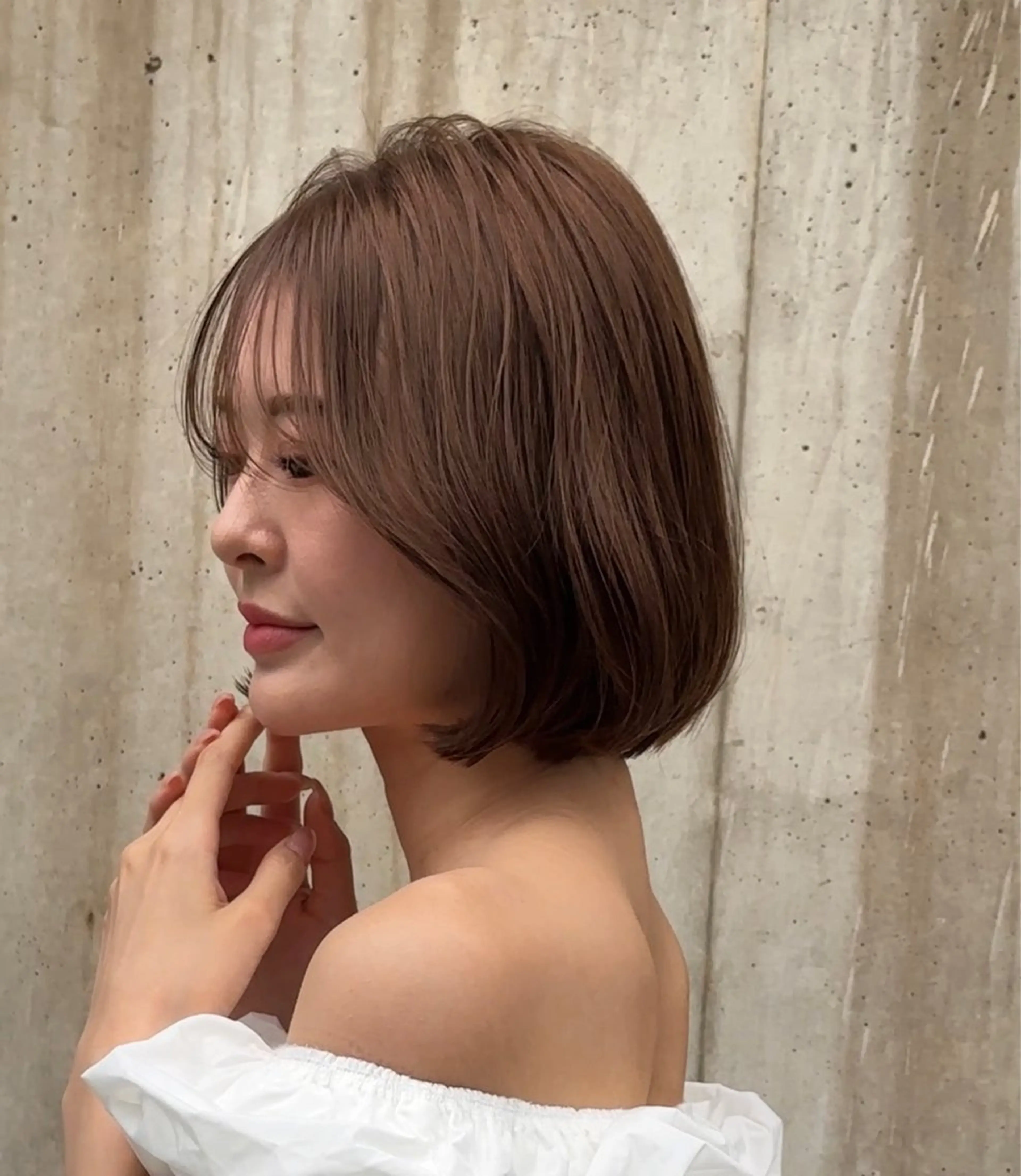 ミディアム カラー アッシュ 透明感カラー イルミナカラー 新免世翔/ レディースモデル募集のヘアスタイル