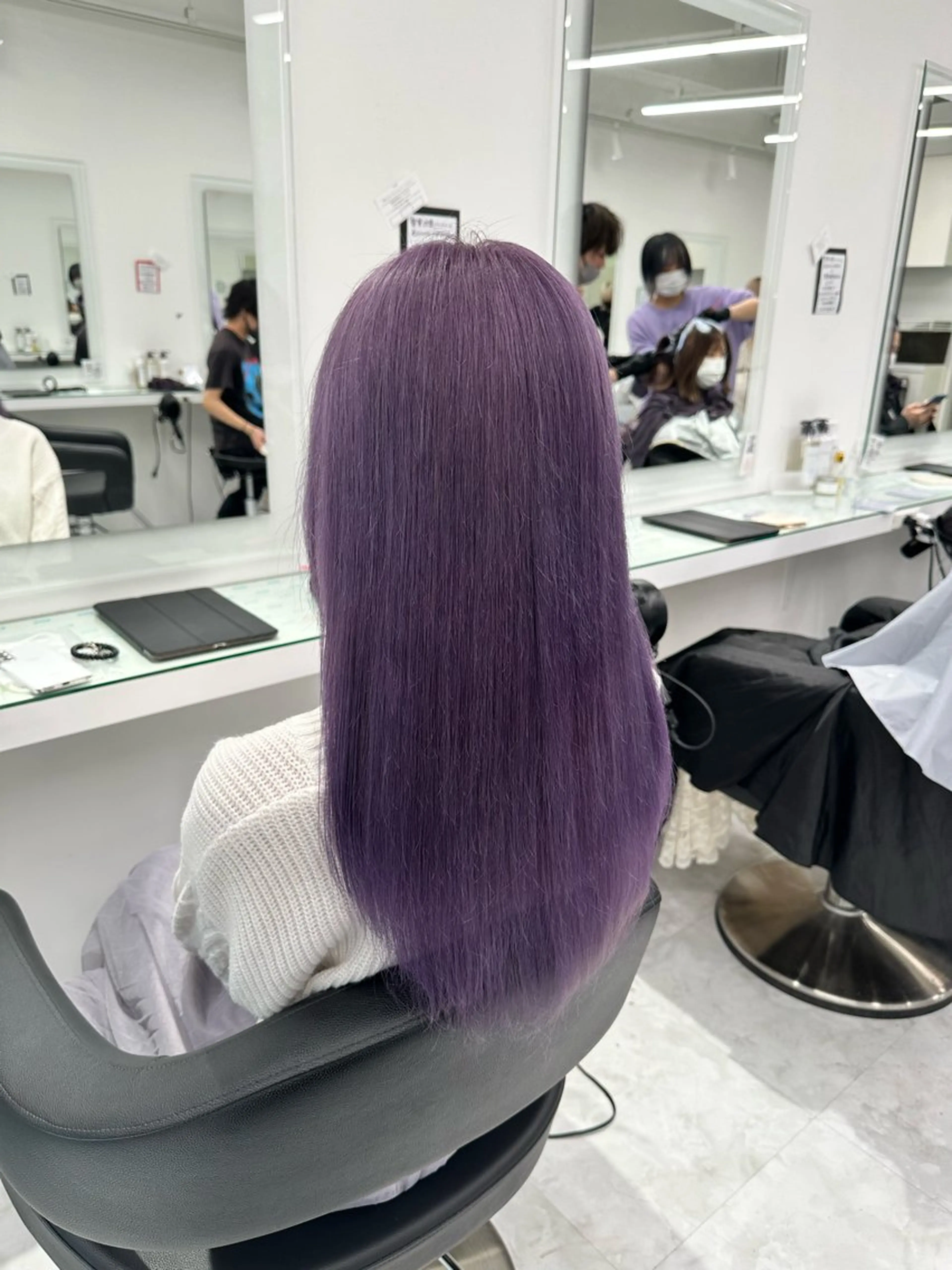 ロング カラー 🩷暖色カラー🩷 BONのヘアスタイル