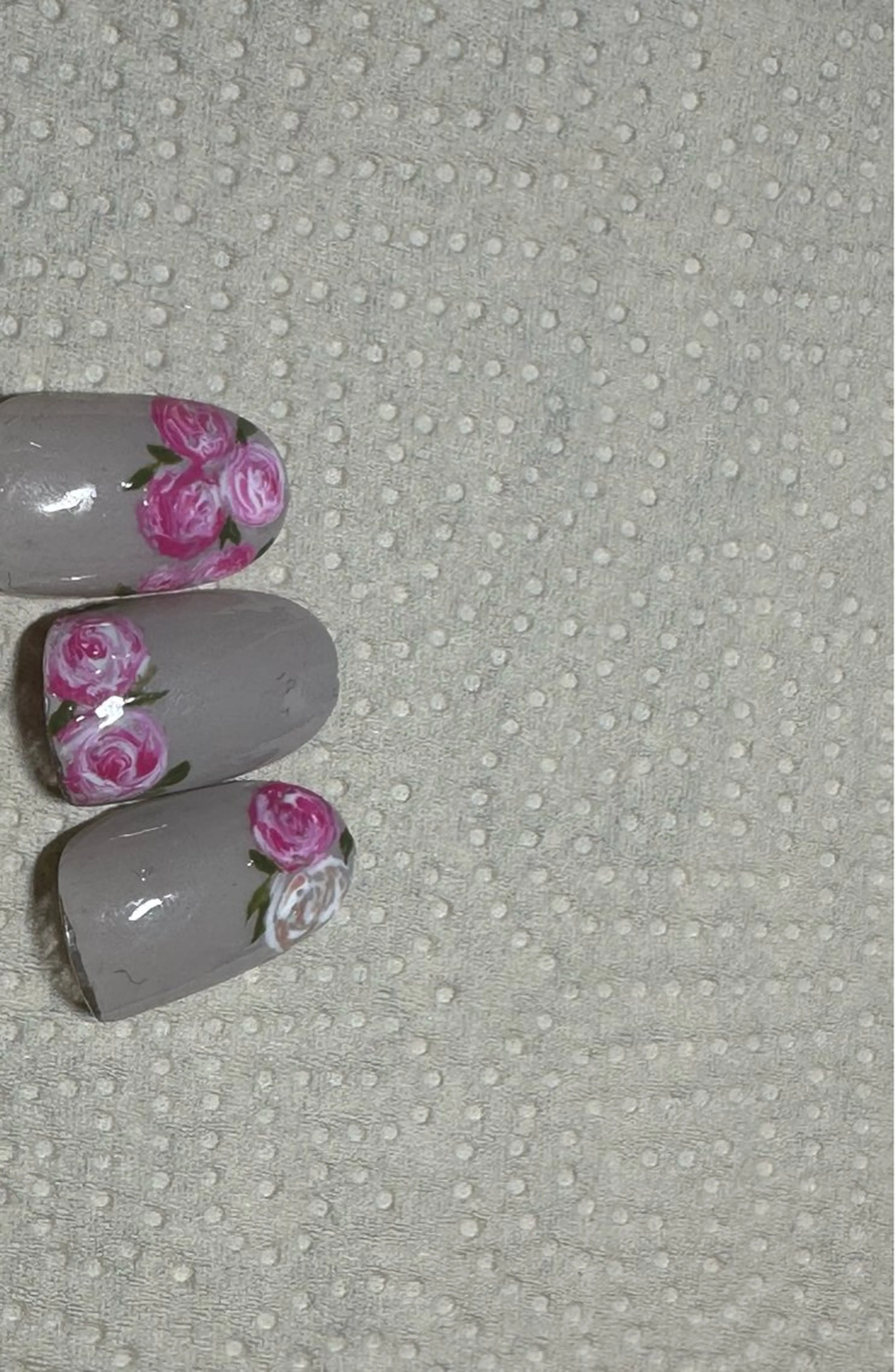 ネイル e.nail所属・🍎吉田 恵里🍎のネイルデザイン