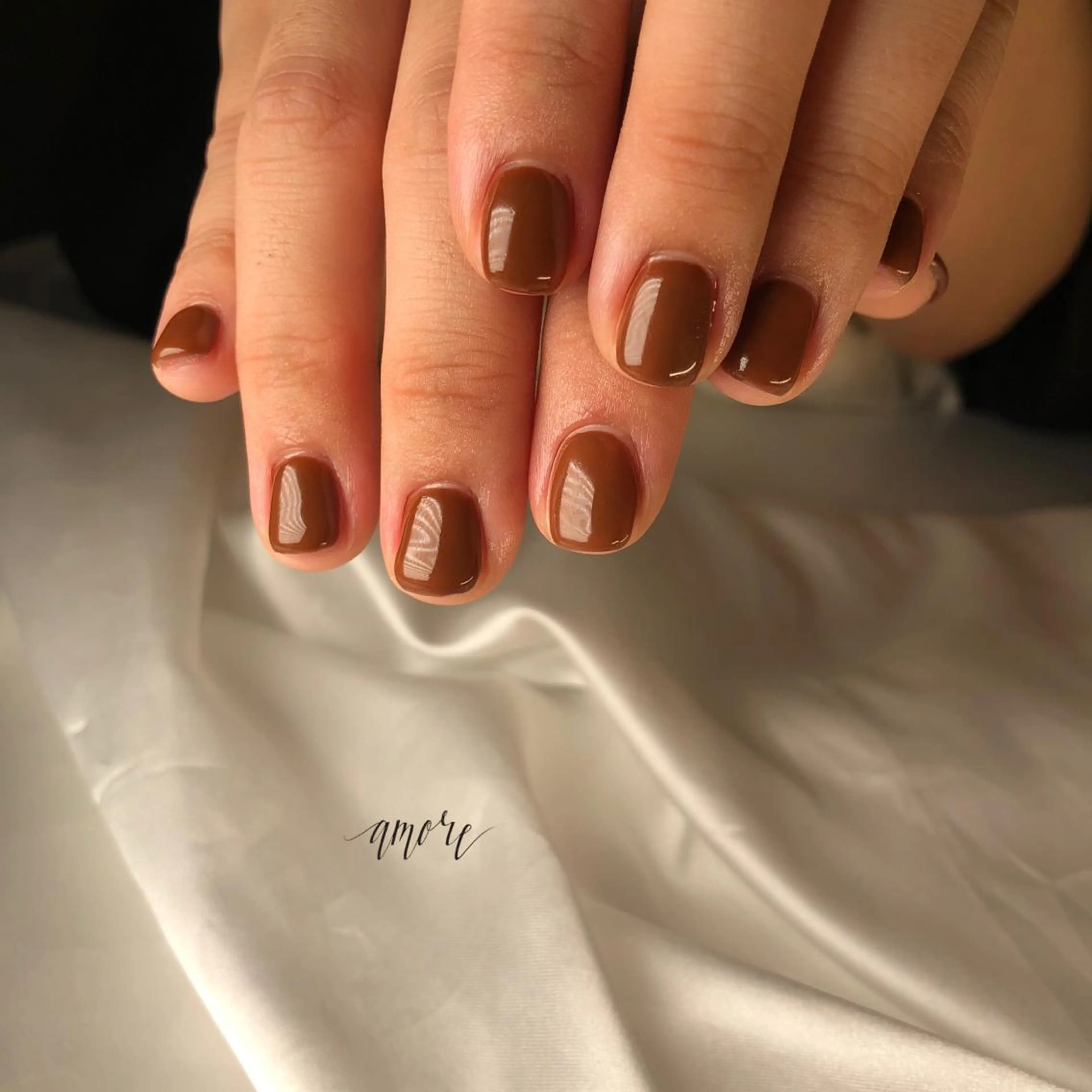 ネイル ジェルネイル 氷ネイル・うるうるネイル マグネットネイル ミラーネイル ニュアンスネイル You kyehwaのネイルデザイン