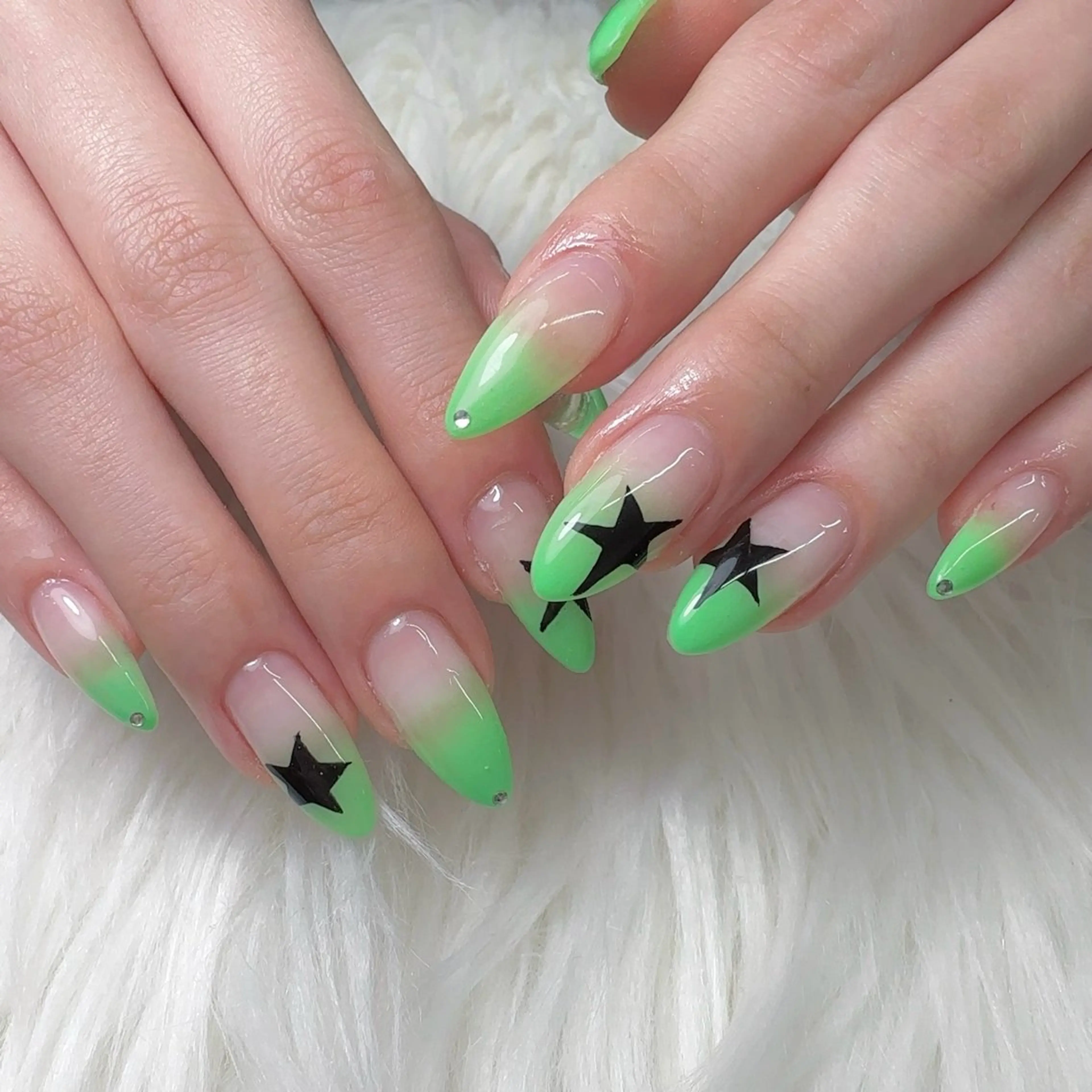 セミロング フットネイル Nail studio No8 -ネイルスタジオナンバーエイト-所属・Nailstudio No8のネイルデザイン