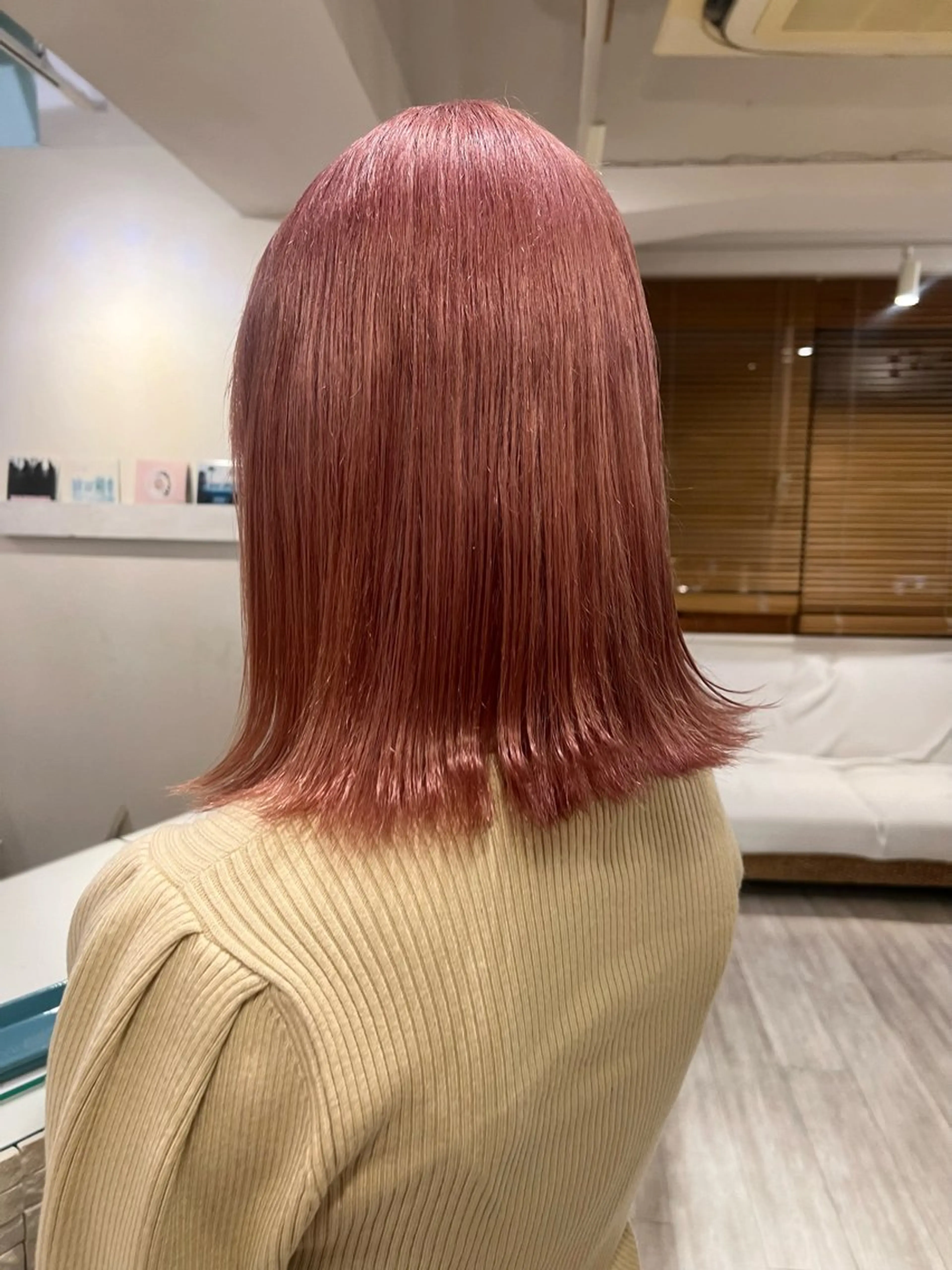 ミディアム カラー 顔周りカット/ボブ/ ツヤ髪/coconaのヘアスタイル