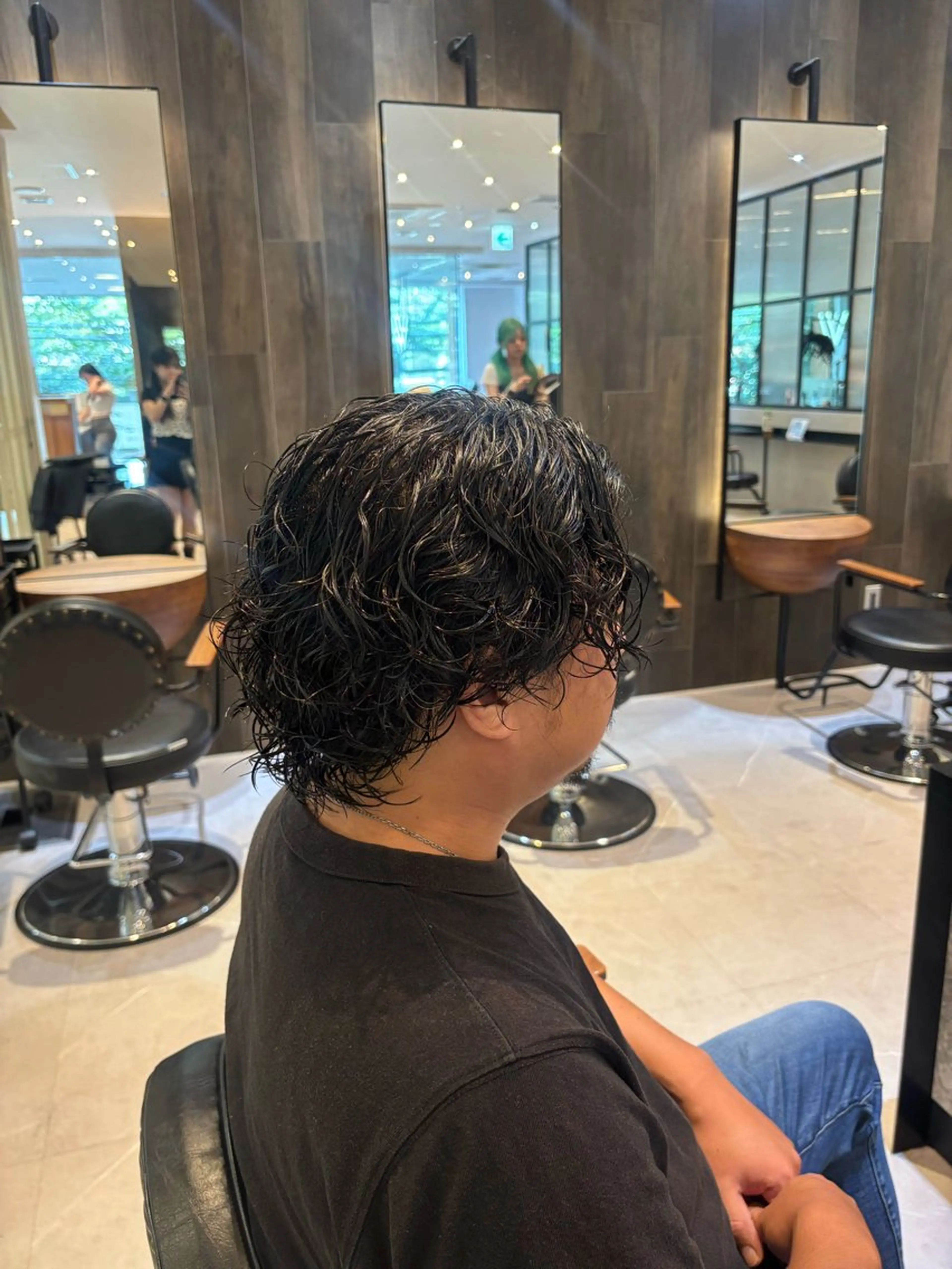 パーマ メンズ メンズパーマ カット ヘアカラー メンズ特化/ 透明感カラー/りなのヘアスタイル