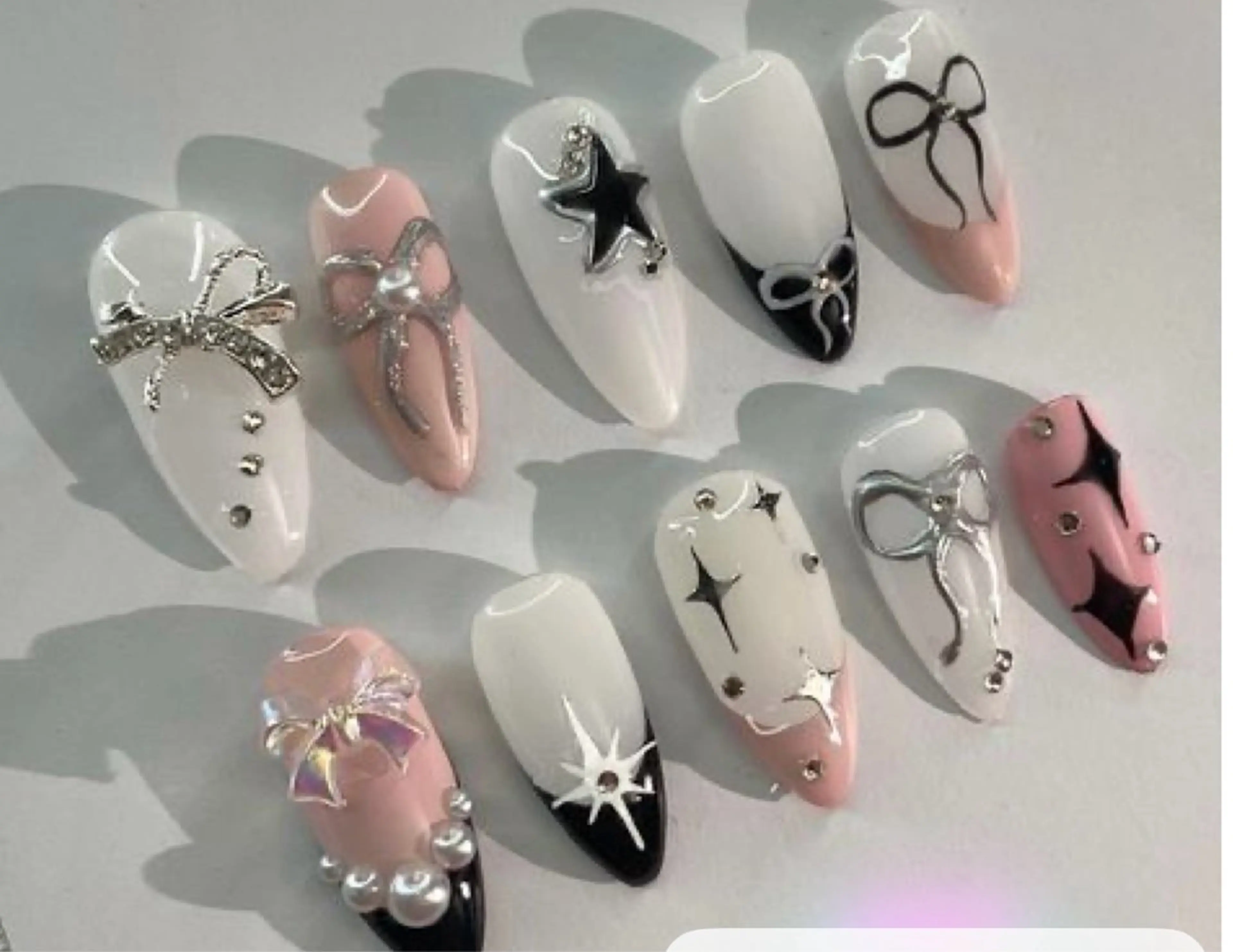 ネイル アートネイル フットネイル フレンチネイル ジェルネイル 韓国ネイル Kawaii Nail Salon所属・YURI NAIL NARITAのネイルデザイン