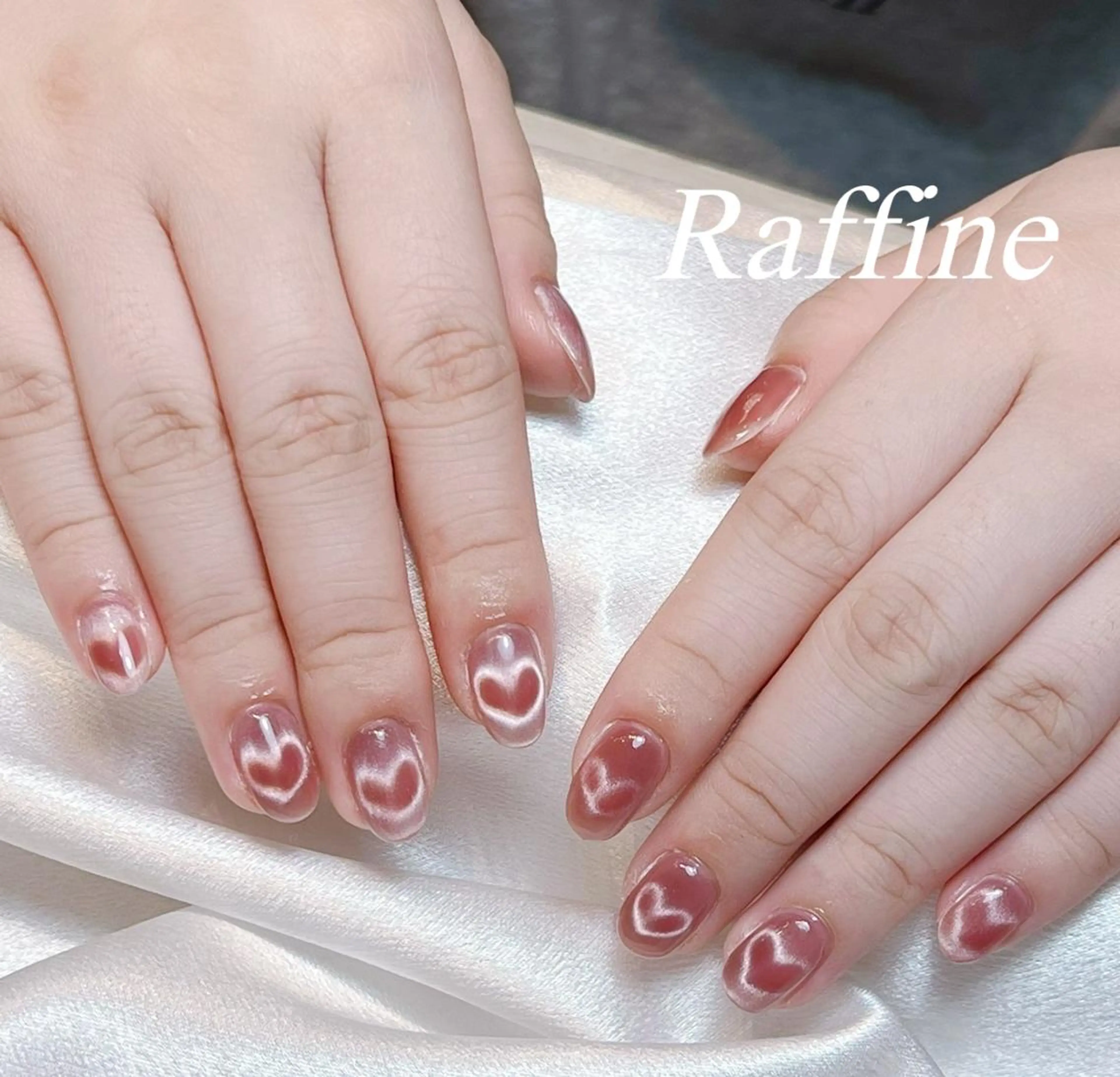 ネイル RAFFINE 月🦋🩵のネイルデザイン